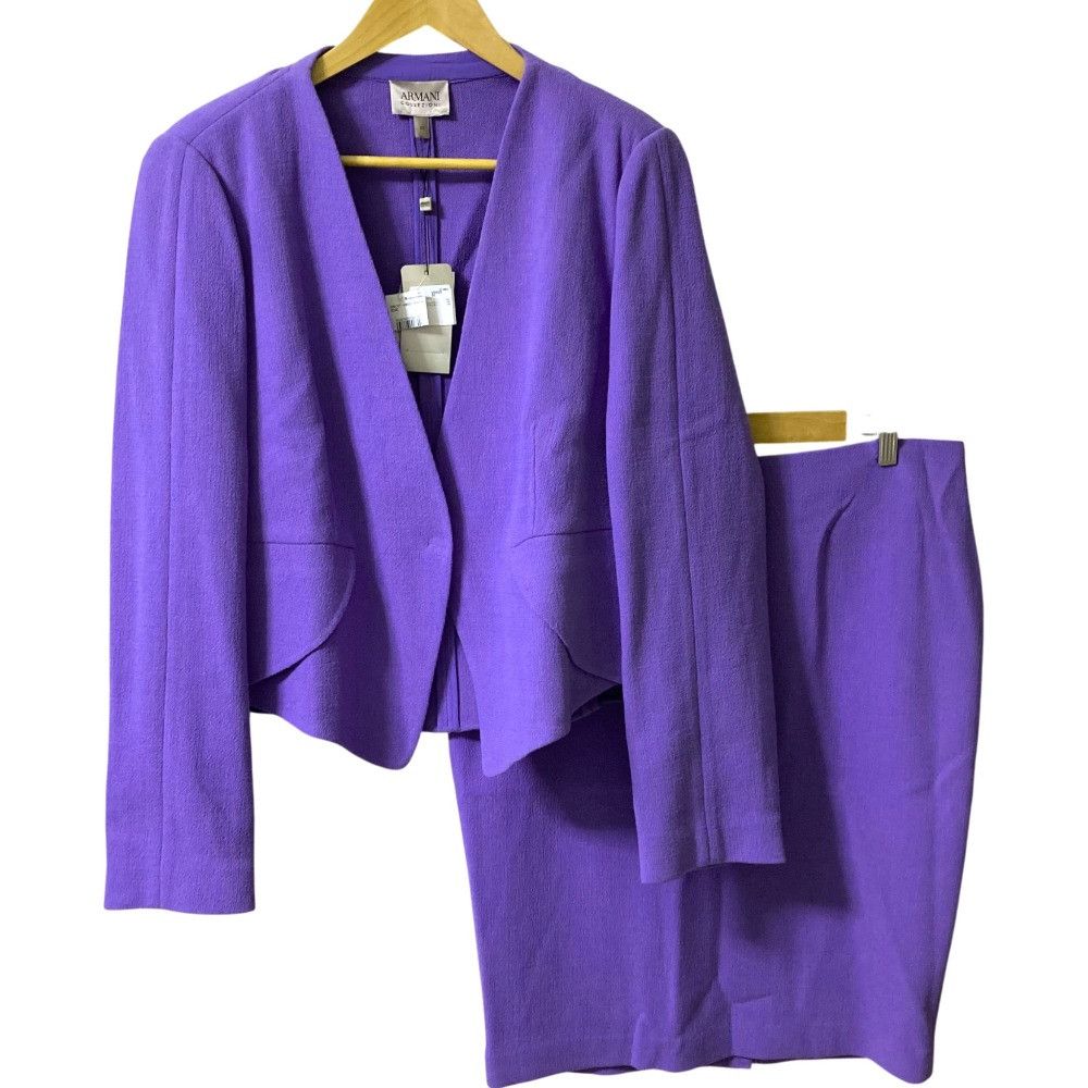 Armani Armani Armani Collezioni Setup Jacket Skirt Others Suits DUTY FREE for USA Size ONE SIZE - 1 Thumbnail