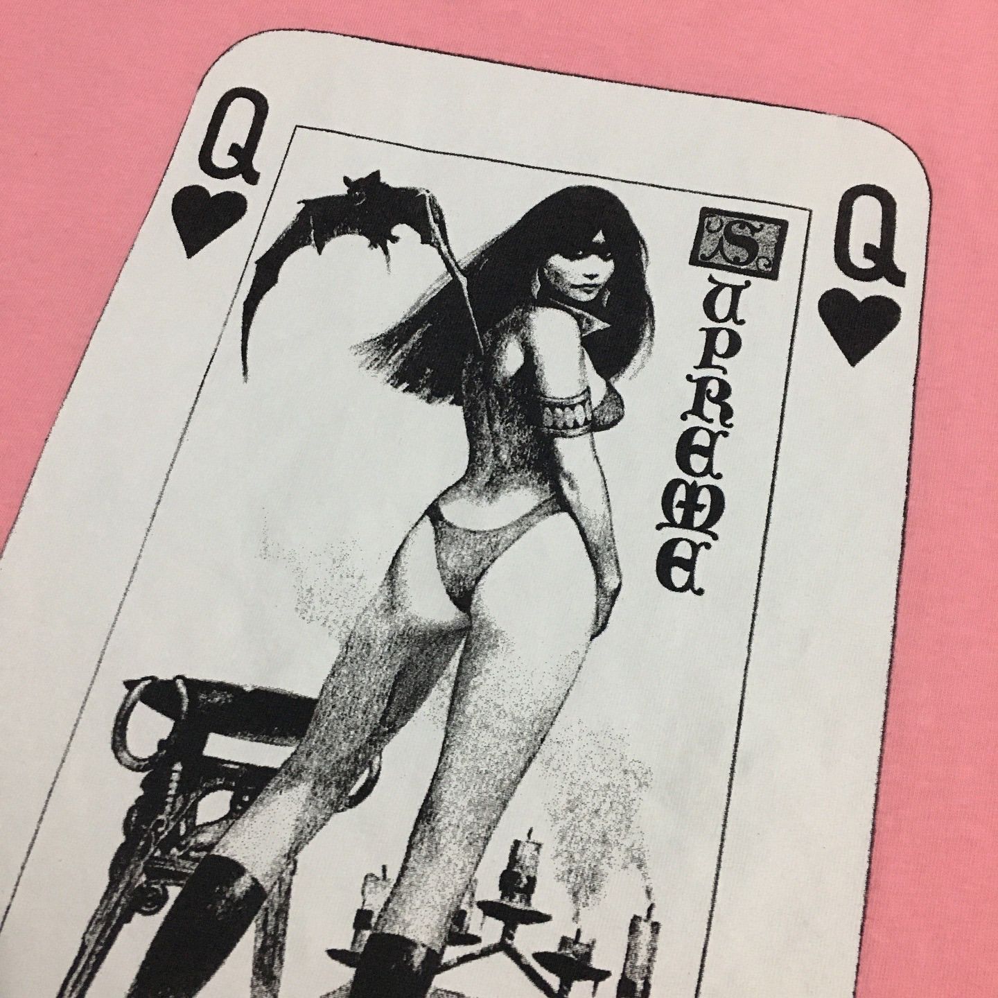 Supreme Supreme Vampirella SS17 Card Tee Bright Coral Size US M / EU 48-50 / 2 - 7 Thumbnail