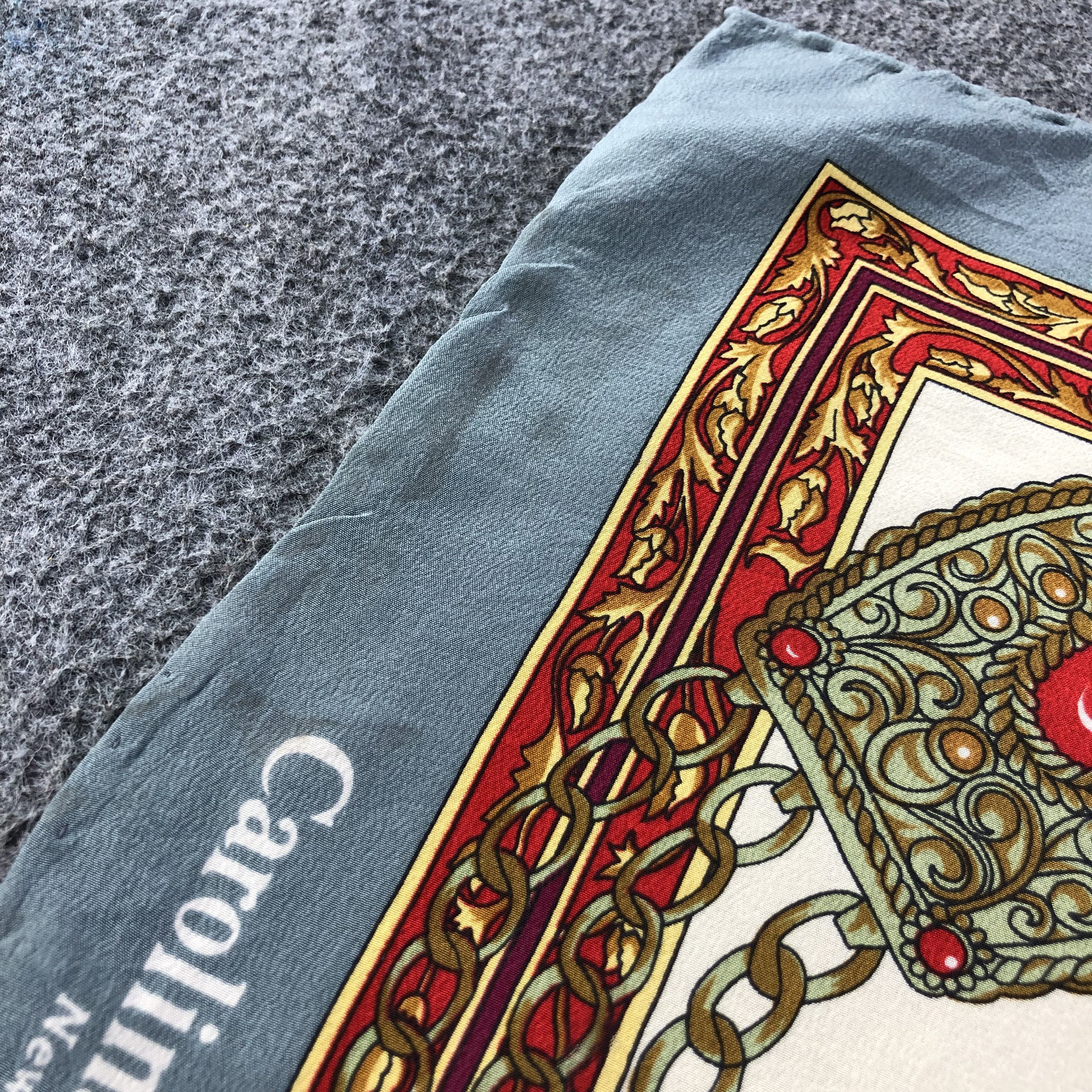 Carolina Herrera Vintage Carolina Herrera Luxury Silk Scarf M454 Size ONE SIZE - 10 Thumbnail