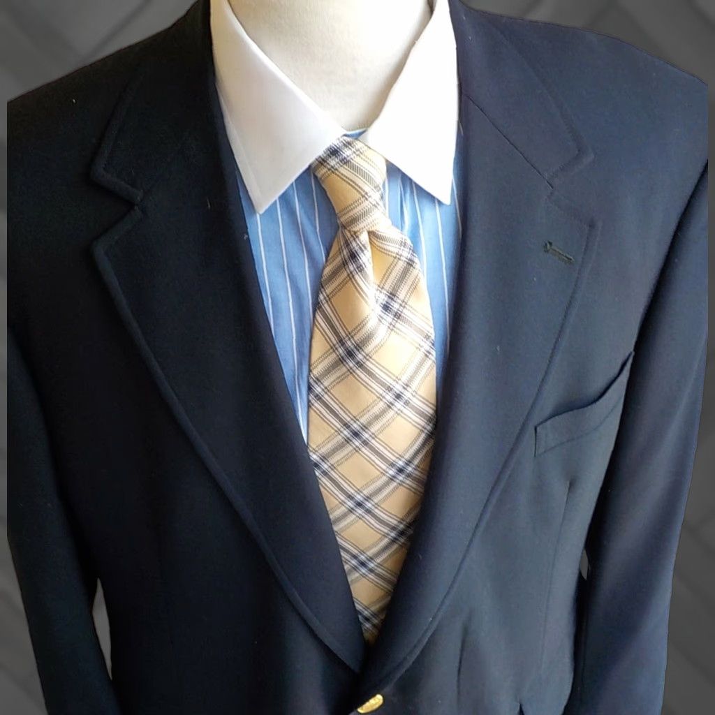Brooks Brothers VINTAGE Brooks Brothers Blazer Navy 2 Button Gold Buttons 43REG Brooks Blend 90s Men Blazer Regular Length Sleeve 23" 30.5" Navy Gold Mens Size 46R - 1 Thumbnail