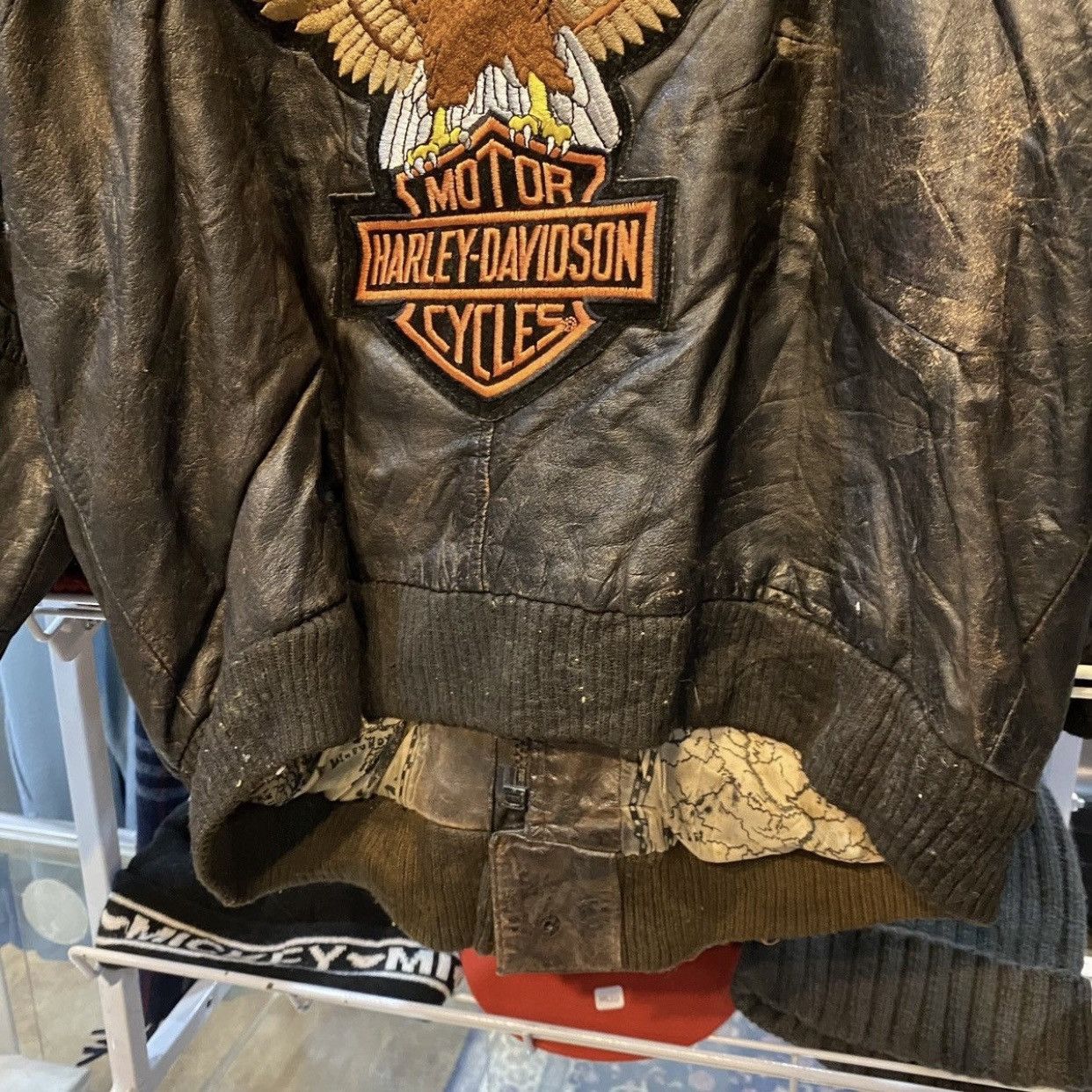 Harley Davidson RareVINTAGE Harley Davidson Distressed Bomber Leather Jacket Size US M / EU 48-50 / 2 - 11 Thumbnail