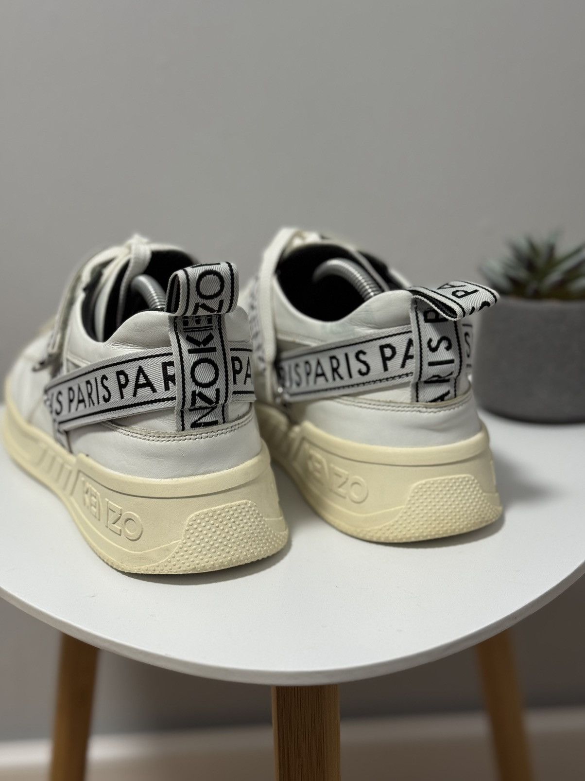 Kenzo KENZO PARIS White Leather Cross Strap Sneakers Trainers Sz43 Size US 10 / EU 43 - 8 Thumbnail