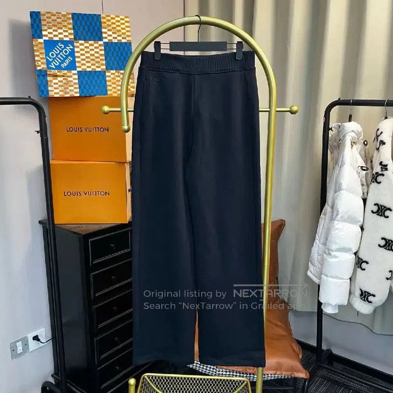 Max Mara MaxMara Navy Cotton Casual Pants for Women . Size 23" - 1 Thumbnail