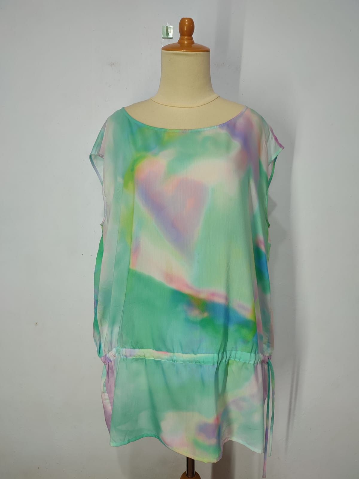 Issey Miyake Rare🔥Issey Miyake Tie Dye sleeveless blouses🔥 Size L / US 10 / IT 46 - 2 Thumbnail