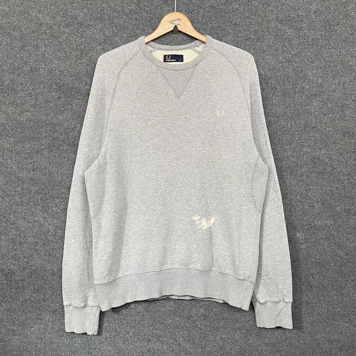 Fred Perry Y2K Fred Perry Basic Grey Crewneck Size US M / EU 48-50 / 2 - 1 Thumbnail