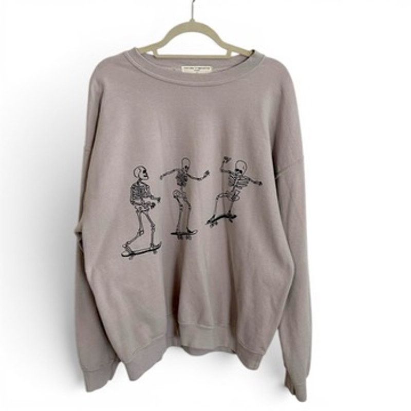 Urban Outfitters UO x Project Social T Skateboard Skeletons Sweatshirt L/XL Size L / US 10 / IT 46 - 1 Thumbnail