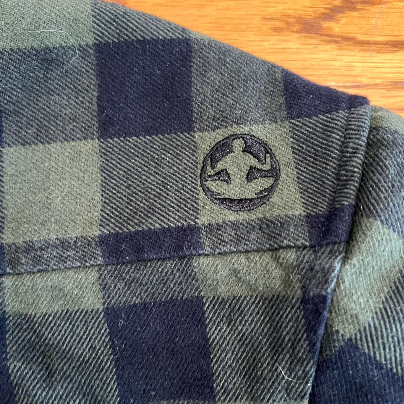 Vintage Levitate Flannel Shirt Mens Medium Blue Striped Overshirt Button-Up Long Sleeve Pockets All Seasons Heavyweight Casual Autumn Winter Spring Summer Size US M / EU 48-50 / 2 - 2 Thumbnail