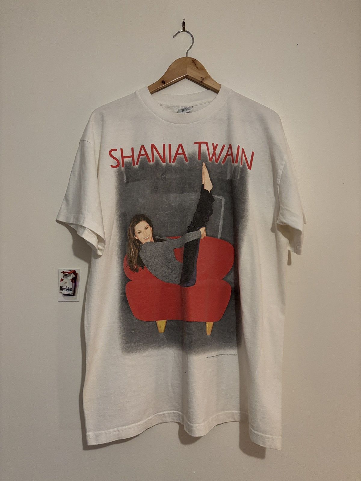 Vintage Vintage 1998 Shania Twain World Tour Tee Shirt Size US XL / EU 56 / 4 - 1 Thumbnail