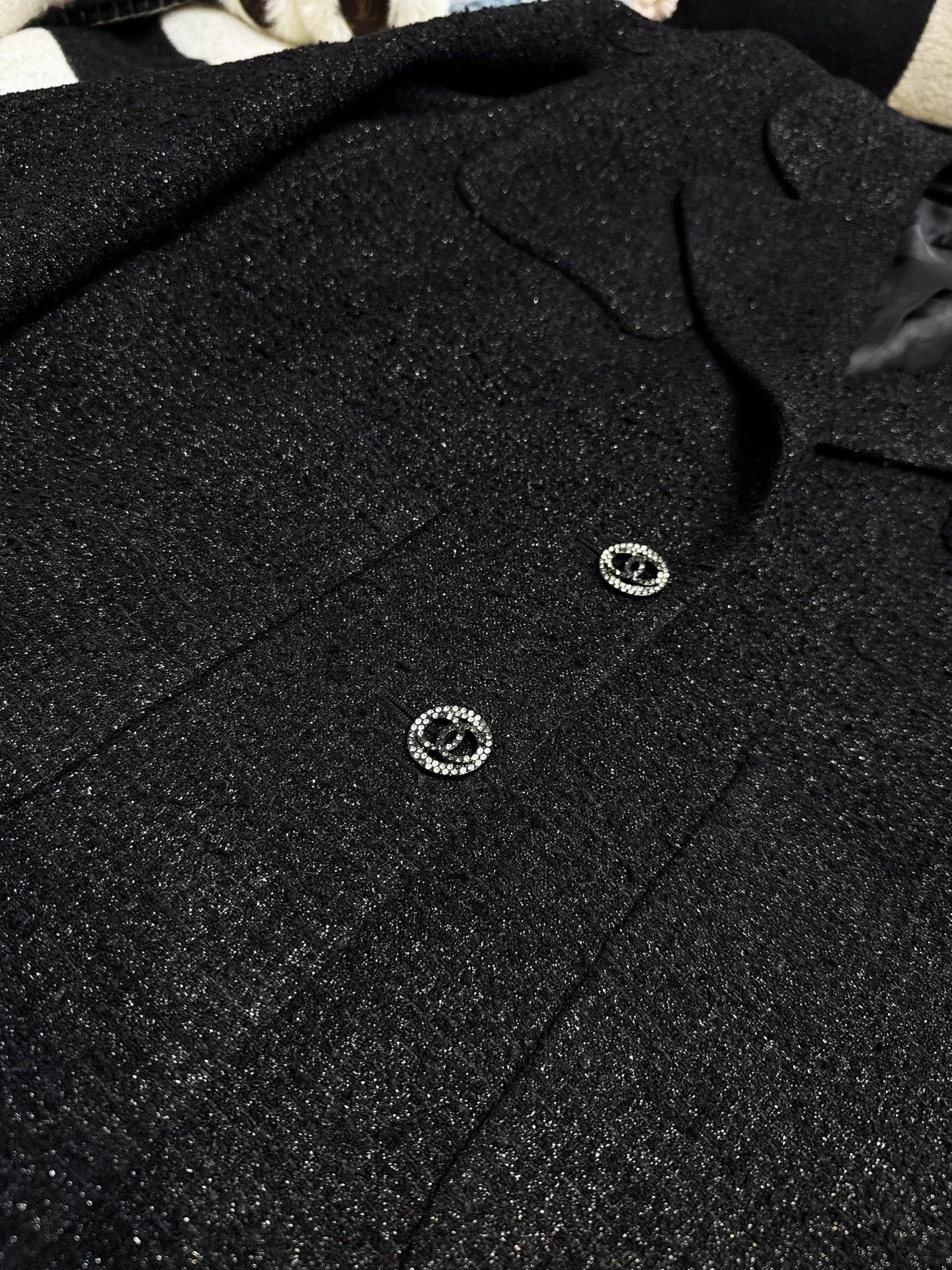 Chanel Chanel 20P Black Shimmer Tweed CC Crystal Buttons Jacket 38 Size S / US 4 / IT 40 - 2 Thumbnail