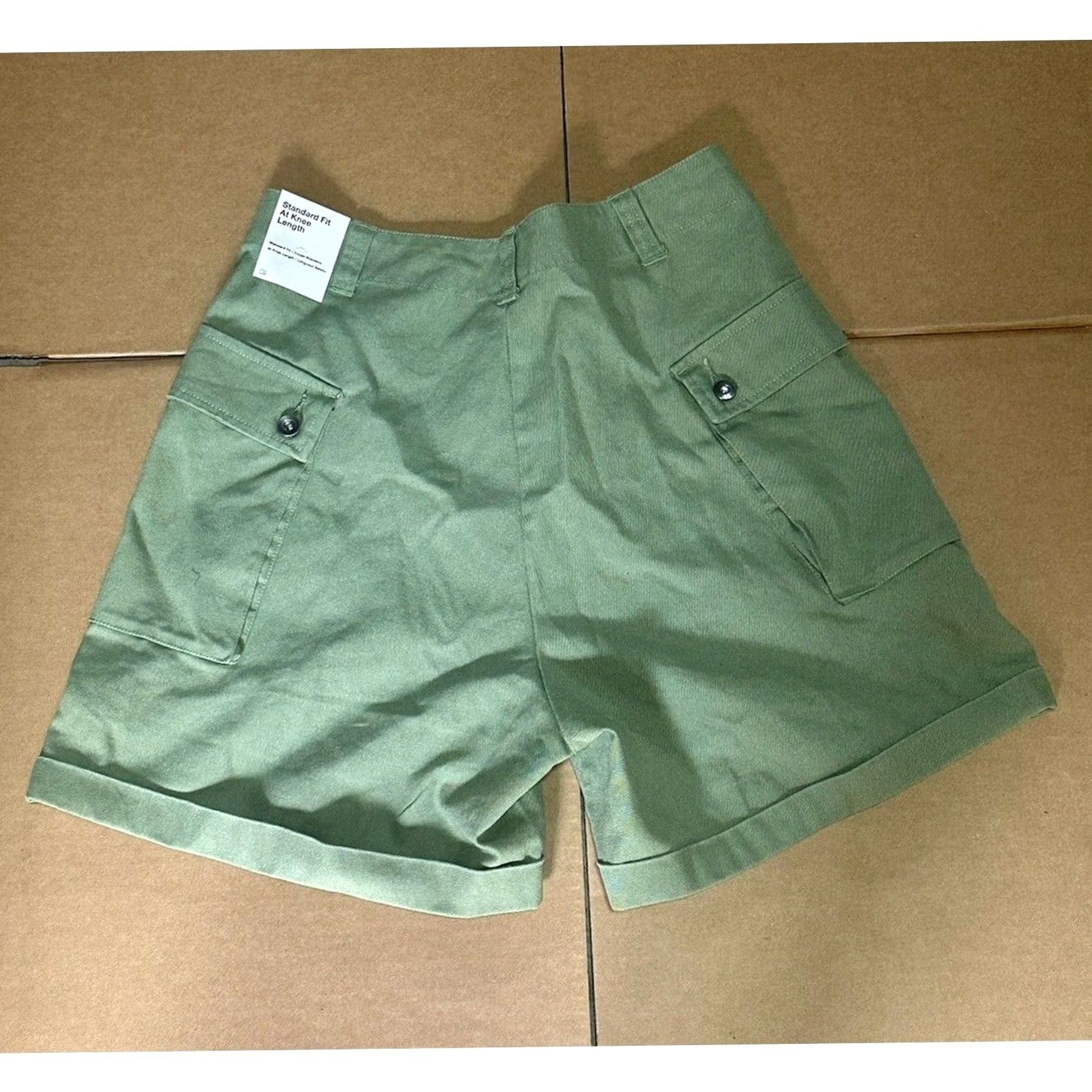 Nike Nike Life Men's Green Cargo Shorts 5" Inseam Size 28 Casual Sportswear FJ7137-386 Size US 28 / EU 44 - 6 Thumbnail
