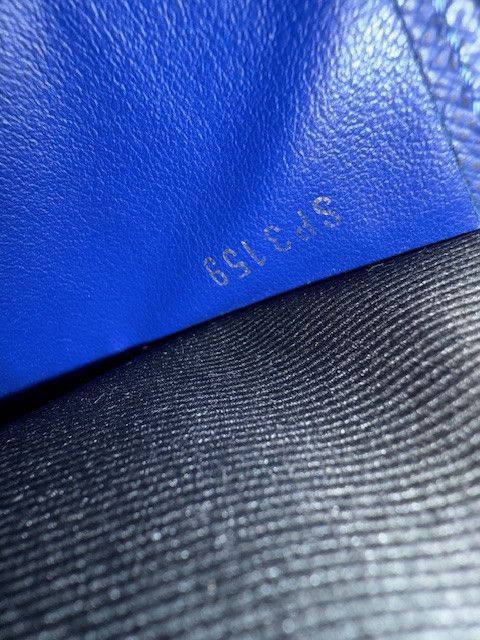 Louis Vuitton Louis Vuitton Pochette Discovery PM Cobalt800 Blue Taiga Size ONE SIZE - 8 Thumbnail