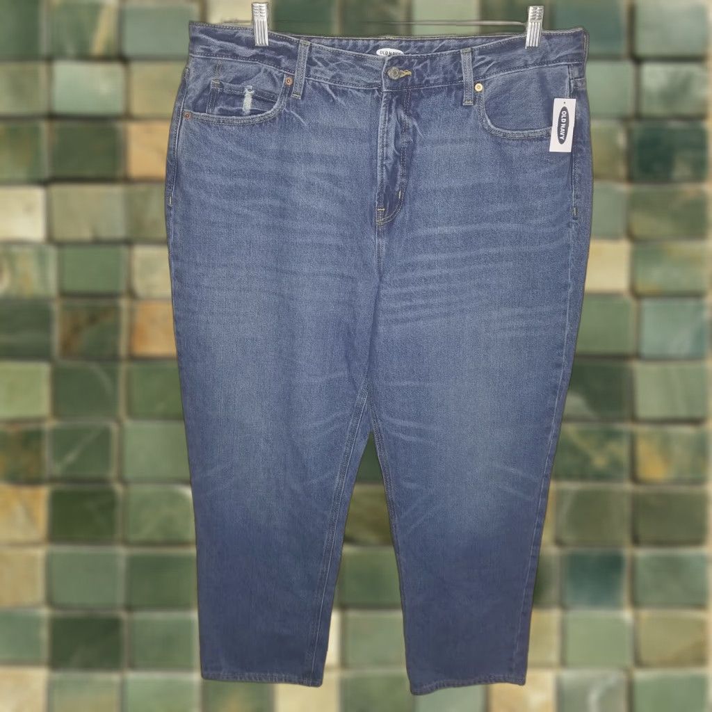 Old Navy VINTAGE? No. The item is not vintage. Old Navy Jeans Women Straight Blue Size 14 Regular 27.5 Inseam 38 Waist NWT Women’s Jeans Blue Straight 14 Size 36" / US 14 / IT 50 - 1 Thumbnail