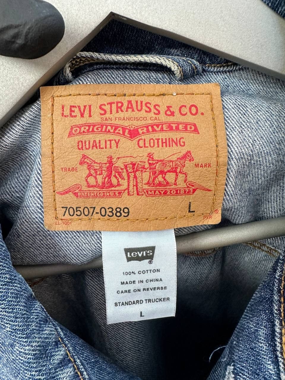 Levi's Vintage Clothing Levi's Vintage 90s Denim Jacket Standard Trucker 70507-0389 Size US L / EU 52-54 / 3 - 11 Thumbnail