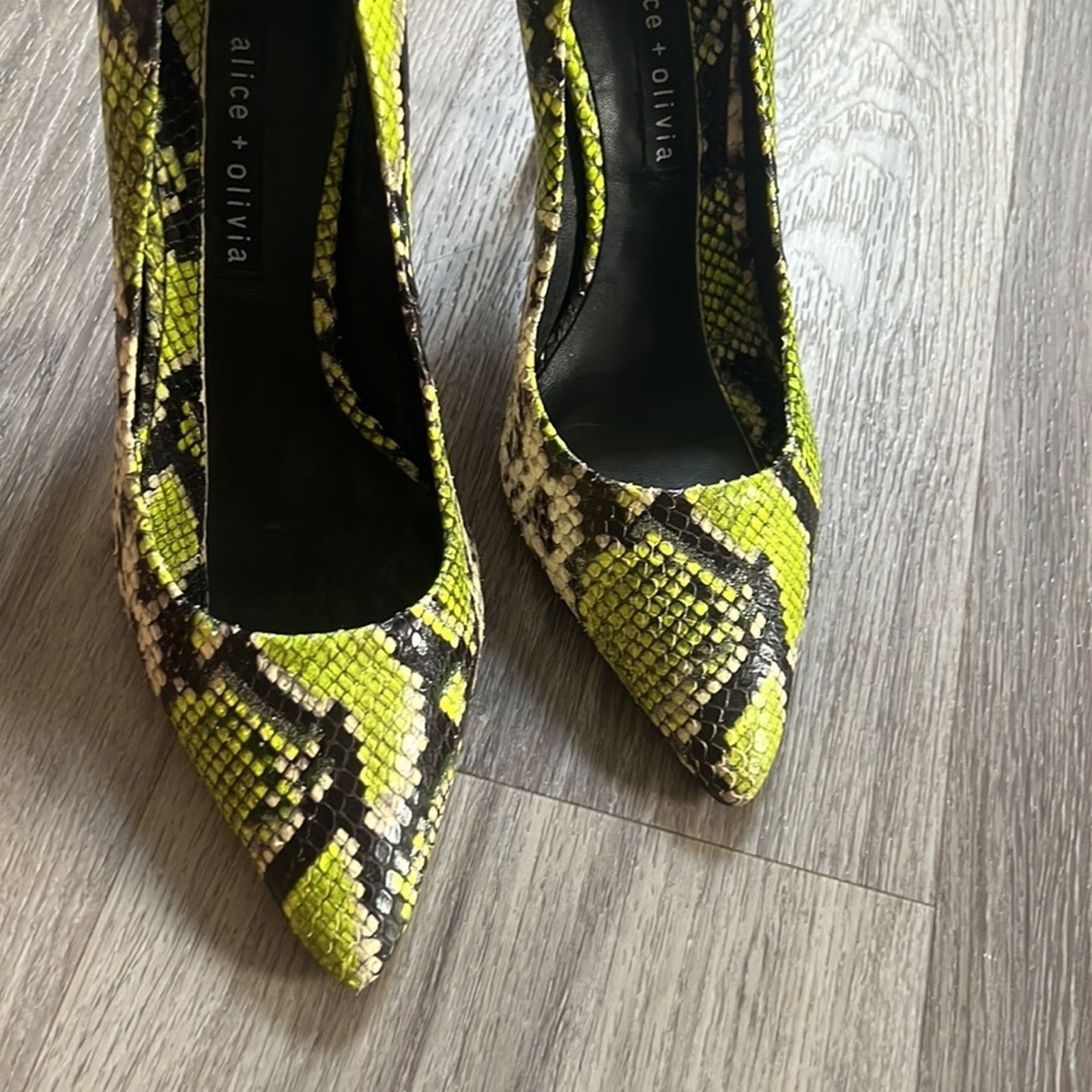 Alice + Olivia Alice and Olivia x Revolve Creda Heels in Neon Animal Print Size US 9 / IT 39 - 5 Thumbnail