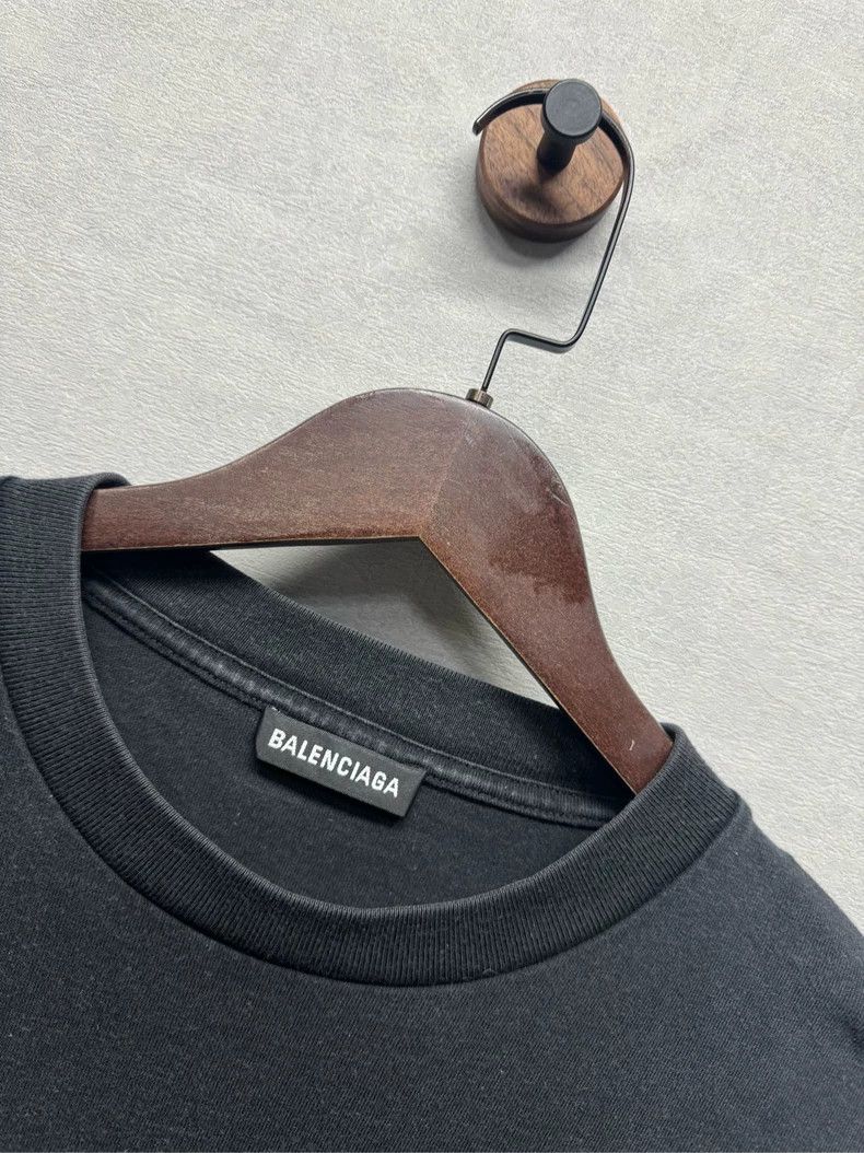 Balenciaga Balenciaga Black eco-friendly short-sleeve Size US S / EU 44-46 / 1 - 2 Thumbnail