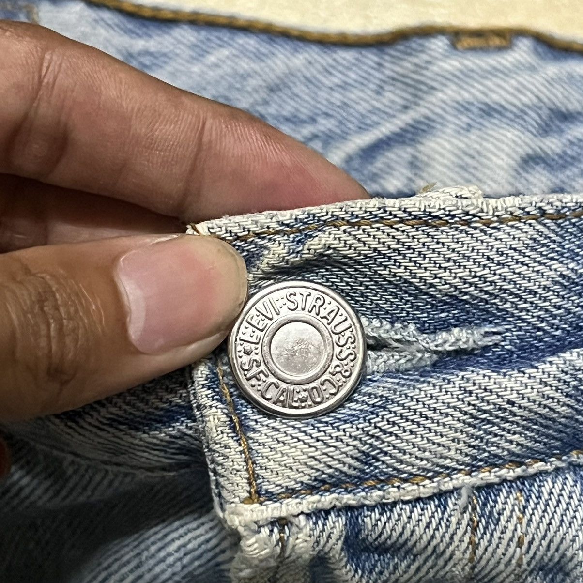 Levi's Vintage Distressed Levis 501 Denim Jeans Size US 31 - 8 Thumbnail