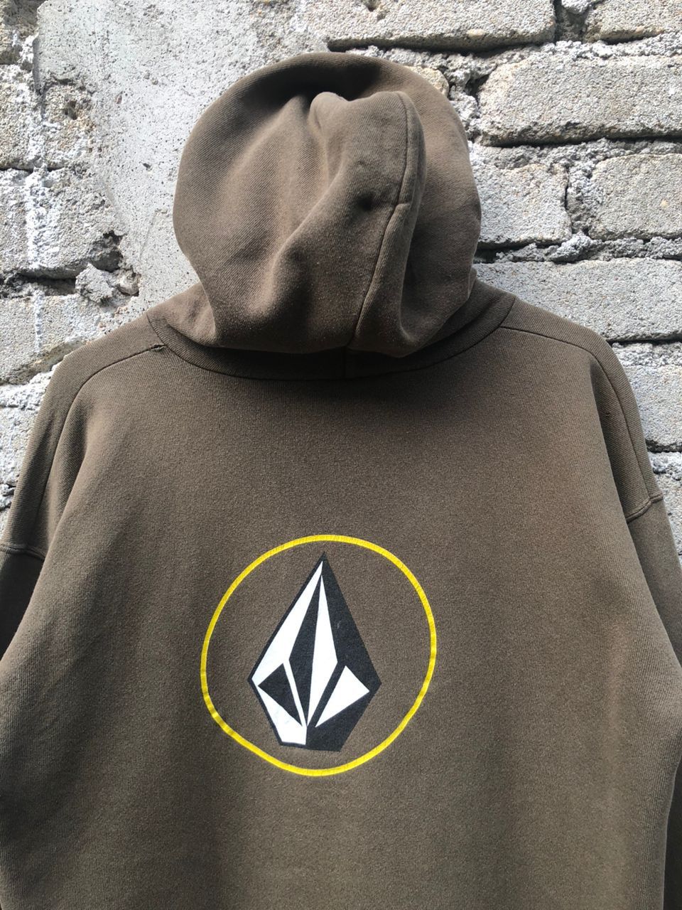 Volcom Vintage 90s Volcom Hoodie Fullover Center Logo Back Hit Size US M / EU 48-50 / 2 - 6 Thumbnail