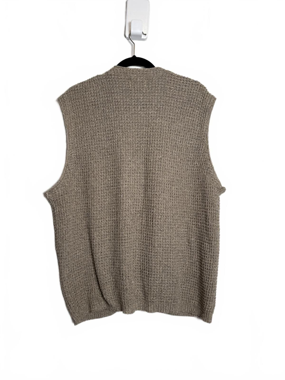Cabelas Mens knit sweater vest classic neutral taupe color Size US M / EU 48-50 / 2 - 5 Thumbnail