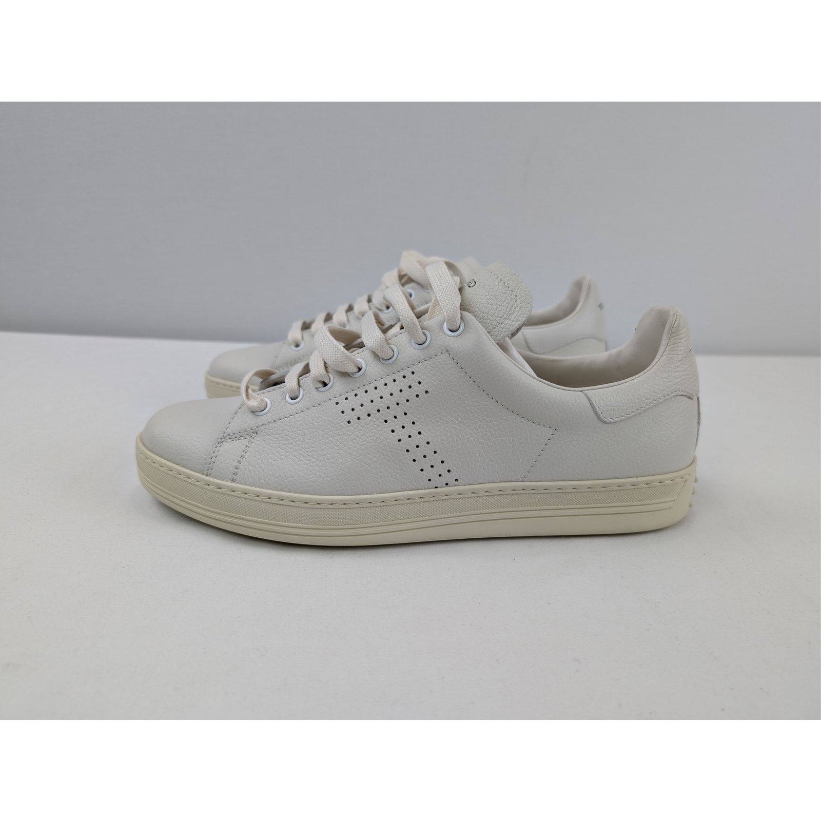 Tom Ford o1rshd1 Low Top Sneakers Shoe in White 8.5 TF Size US 8.5 / EU 41-42 - 9 Thumbnail