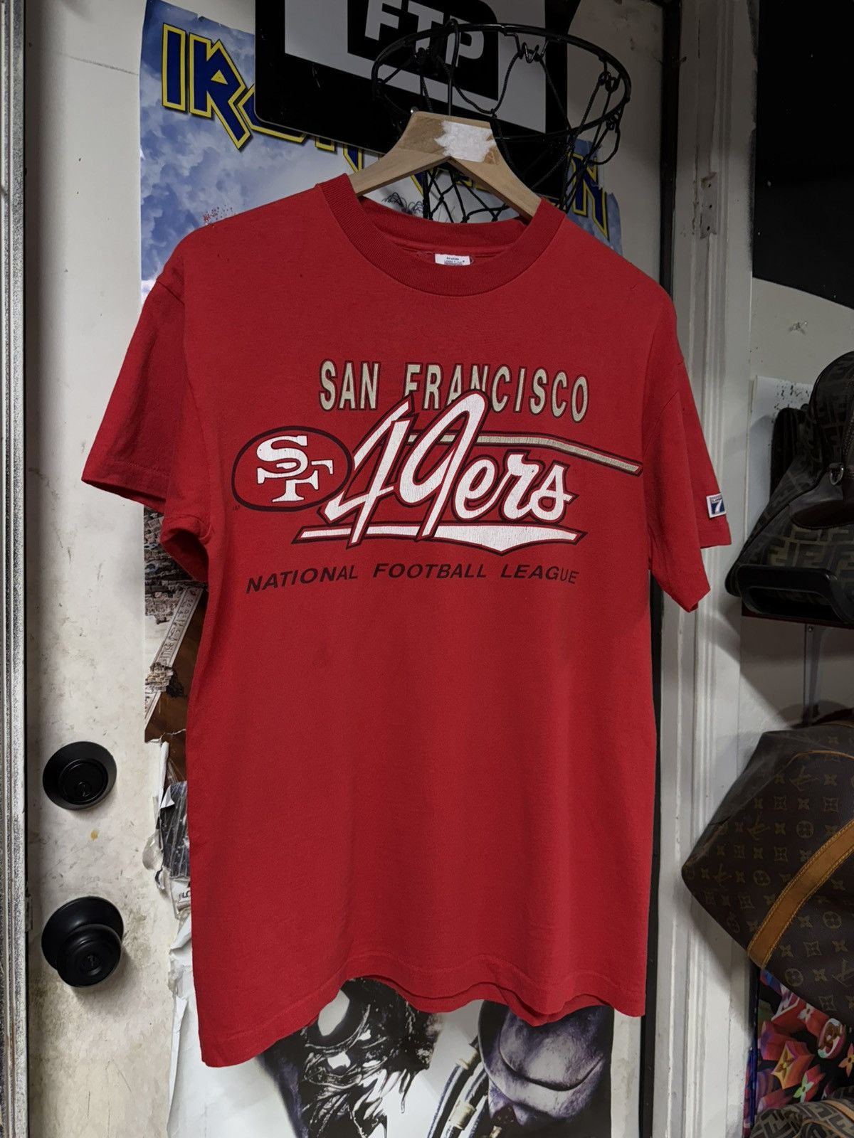 Vintage Vintage 90’s NFL 49ers T-Shirt Vtg Adult Size Medium Size US M / EU 48-50 / 2 - 5 Thumbnail