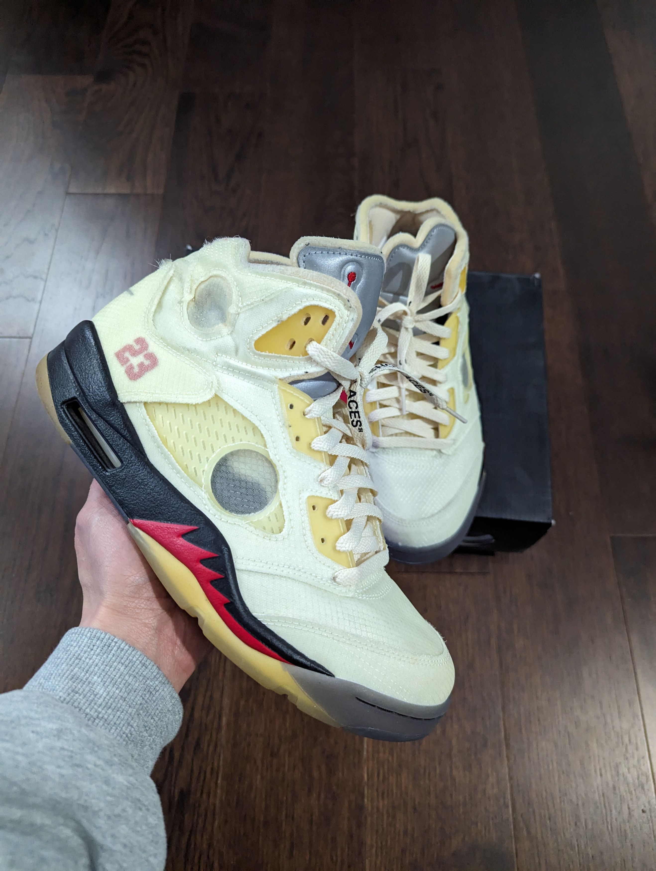 Jordan Brand × Nike × Off-White Jordan 5 Retro Off-White