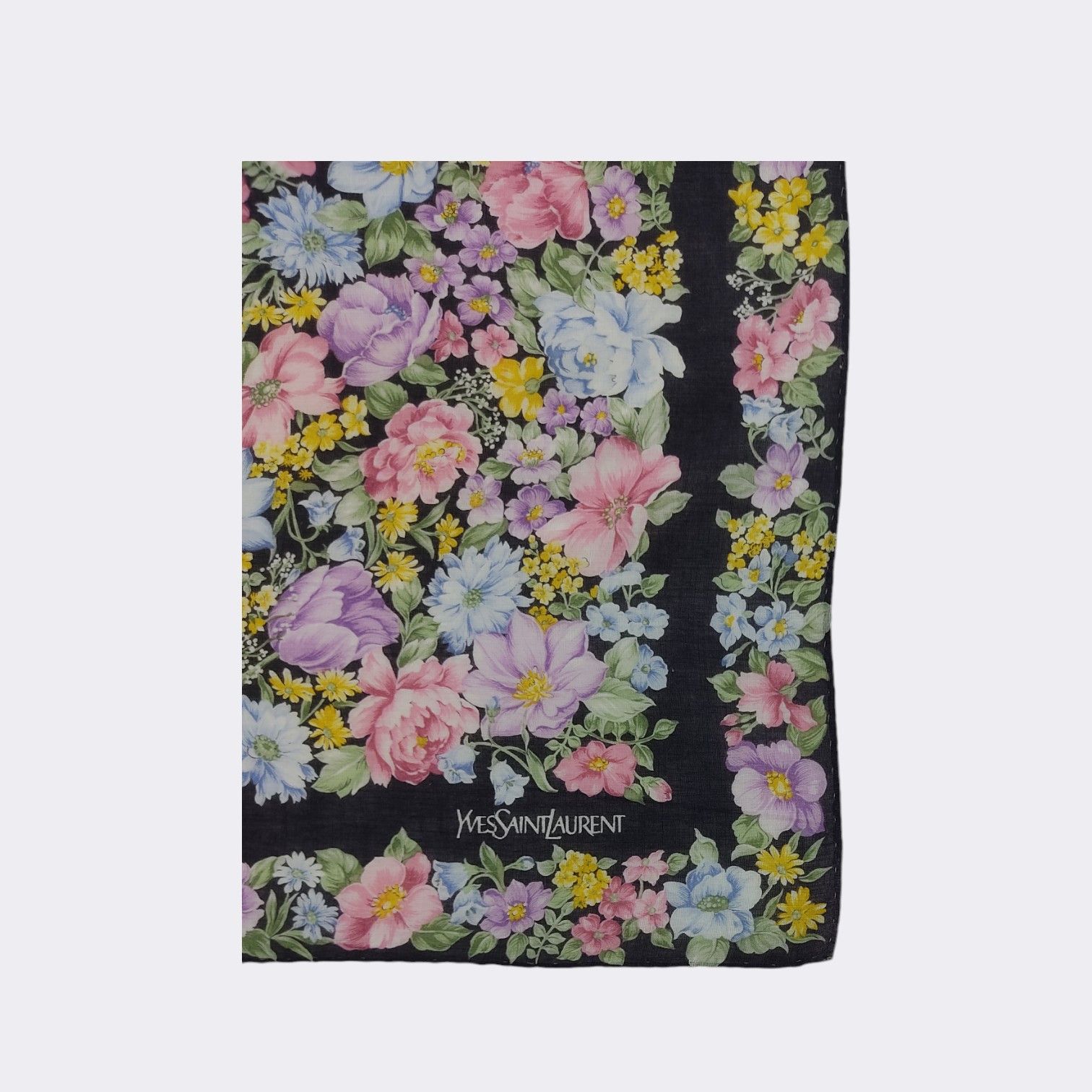 Yves Saint Laurent Vintage Yves Saint Laurent Handkerchief Neckerchief H032M Size ONE SIZE - 3 Thumbnail