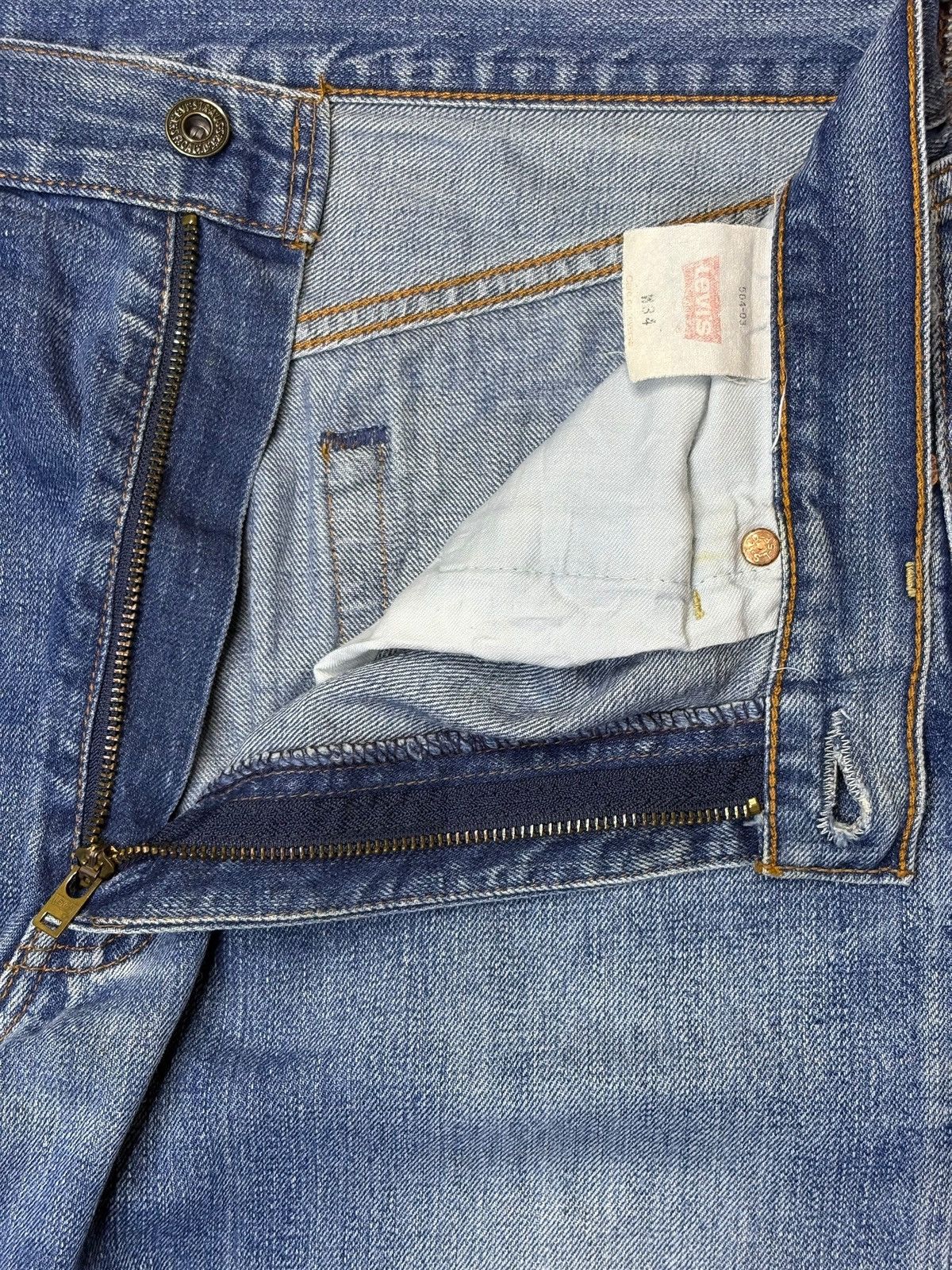 Levi's Vintage 90s Levis 504 Faded Wash Distressed Baggy Jeans Size US 33 - 9 Thumbnail