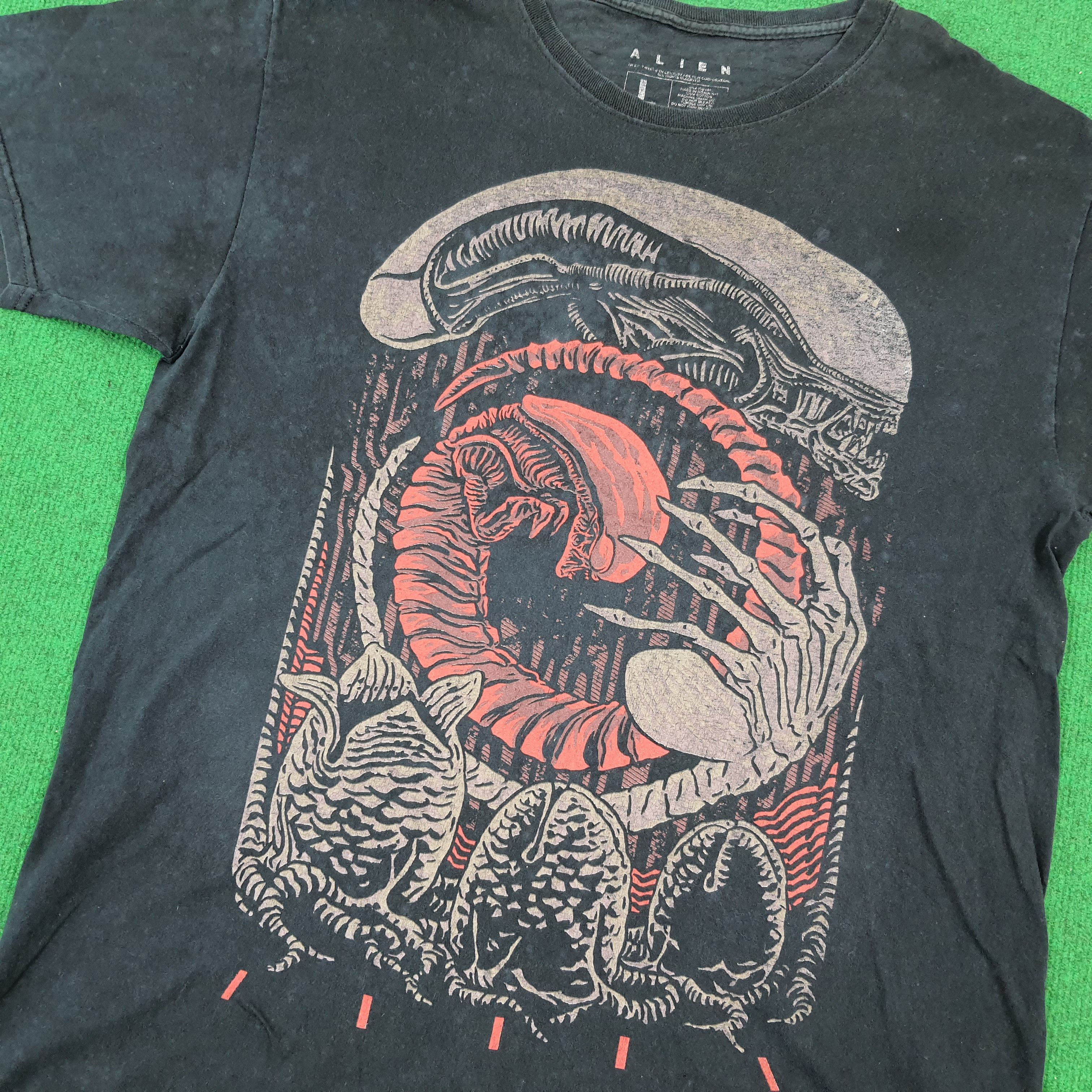 Vintage Vintage Alien American Movie Tshirt Size US L / EU 52-54 / 3 - 2 Thumbnail