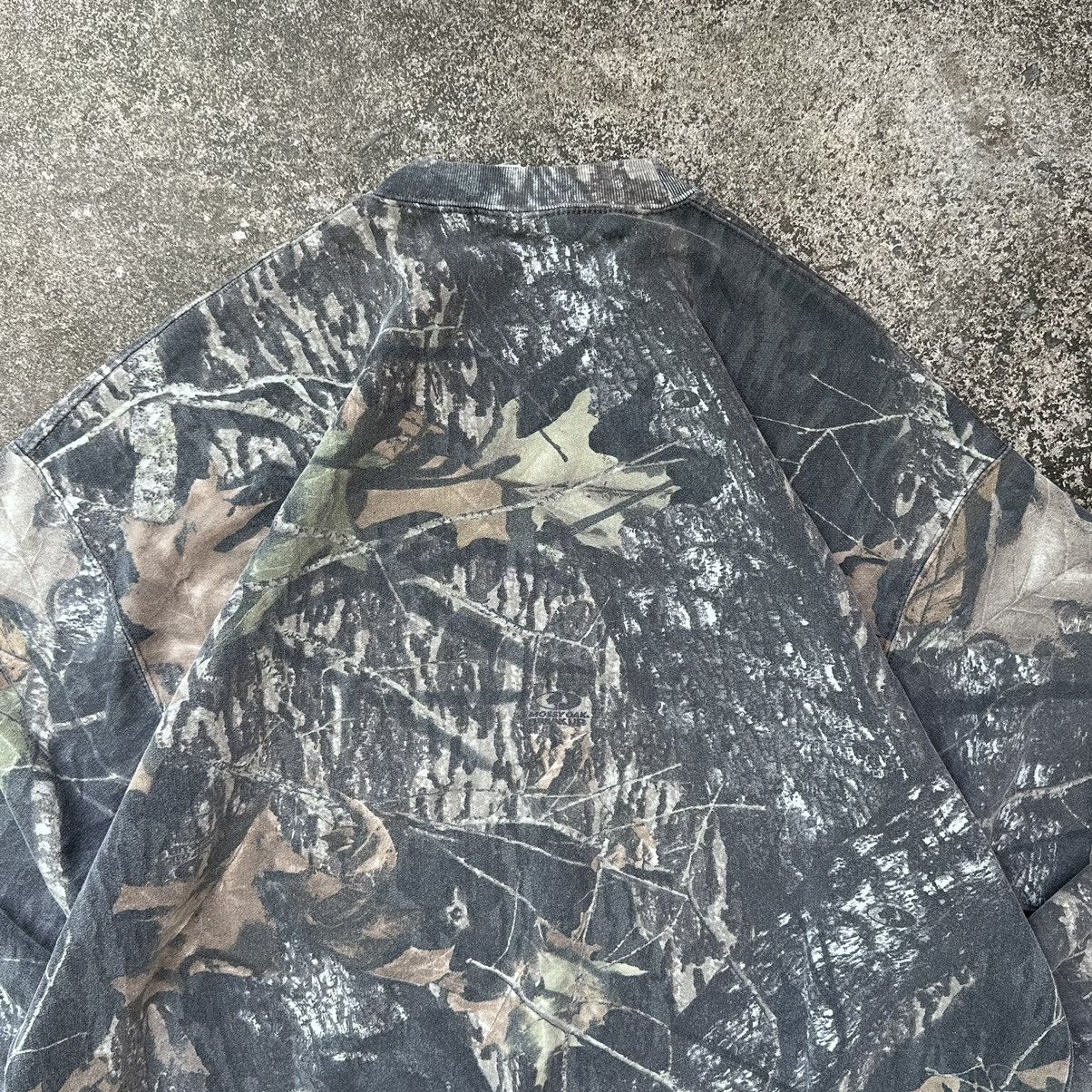 Realtree Crazy Vintage Carhartt Style Boxy Realtree Camo Crewneck Size US XXL / EU 58 / 5 - 7 Thumbnail