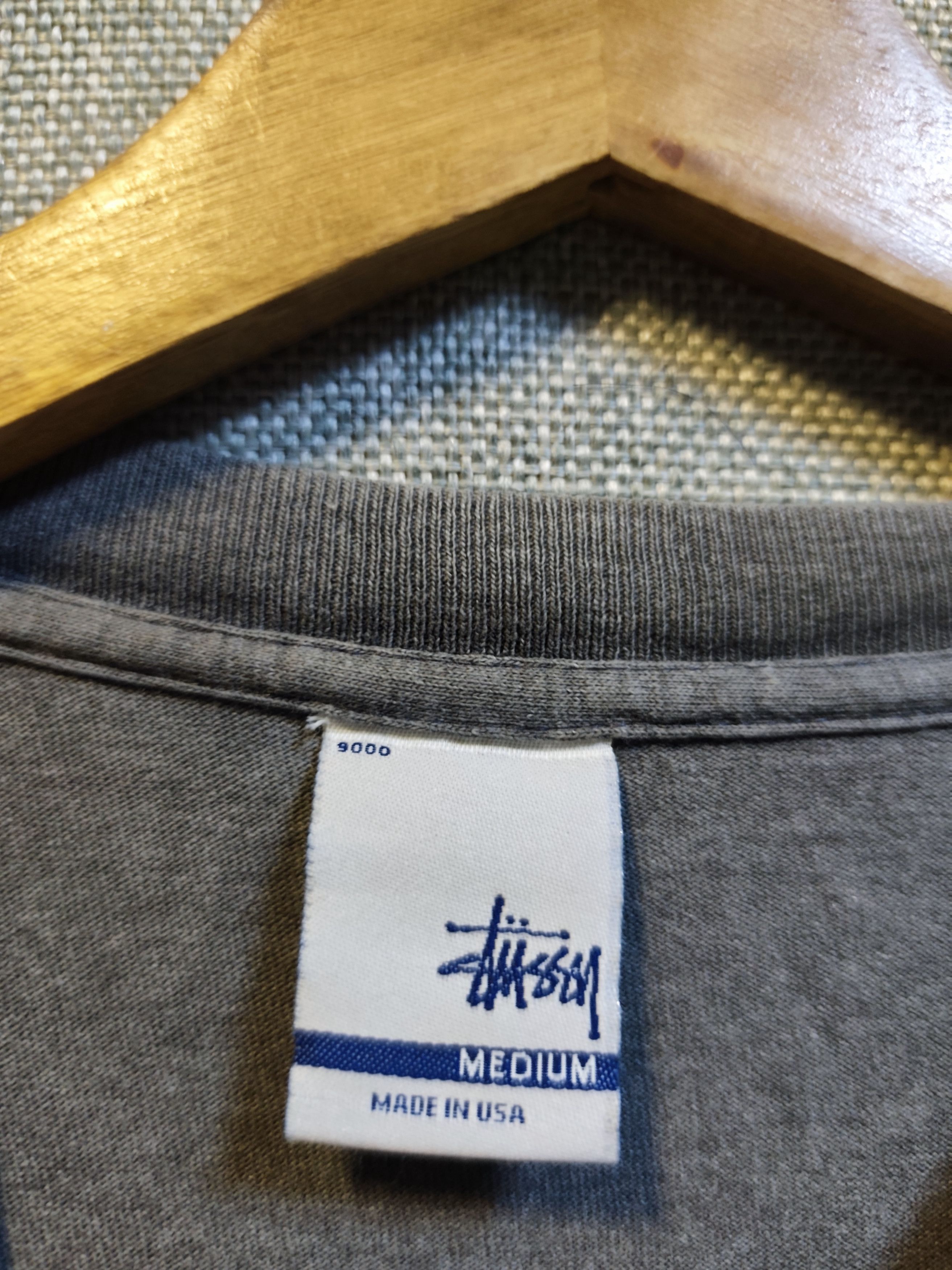 Stussy Vintage 90s Stussy "Think International" Apple Tee Size US M / EU 48-50 / 2 - 6 Thumbnail