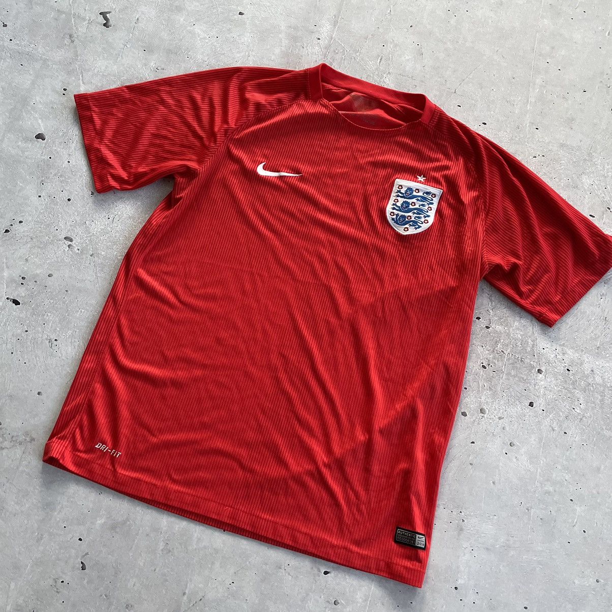 Other × Vintage England 2014 soccer jersey t-shirt Size US L / EU 52-54 / 3 - 4 Thumbnail