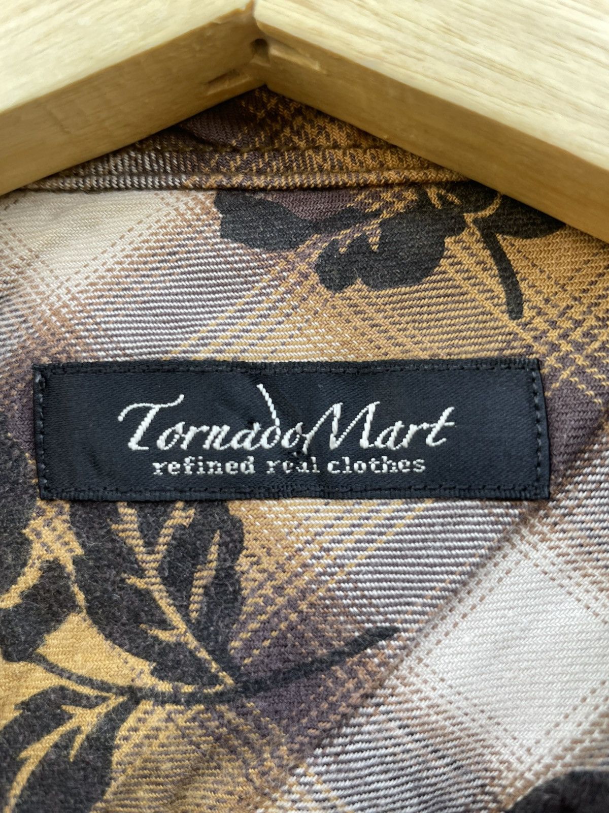 Rare Tornado Mart Flower Printed Button Shirt