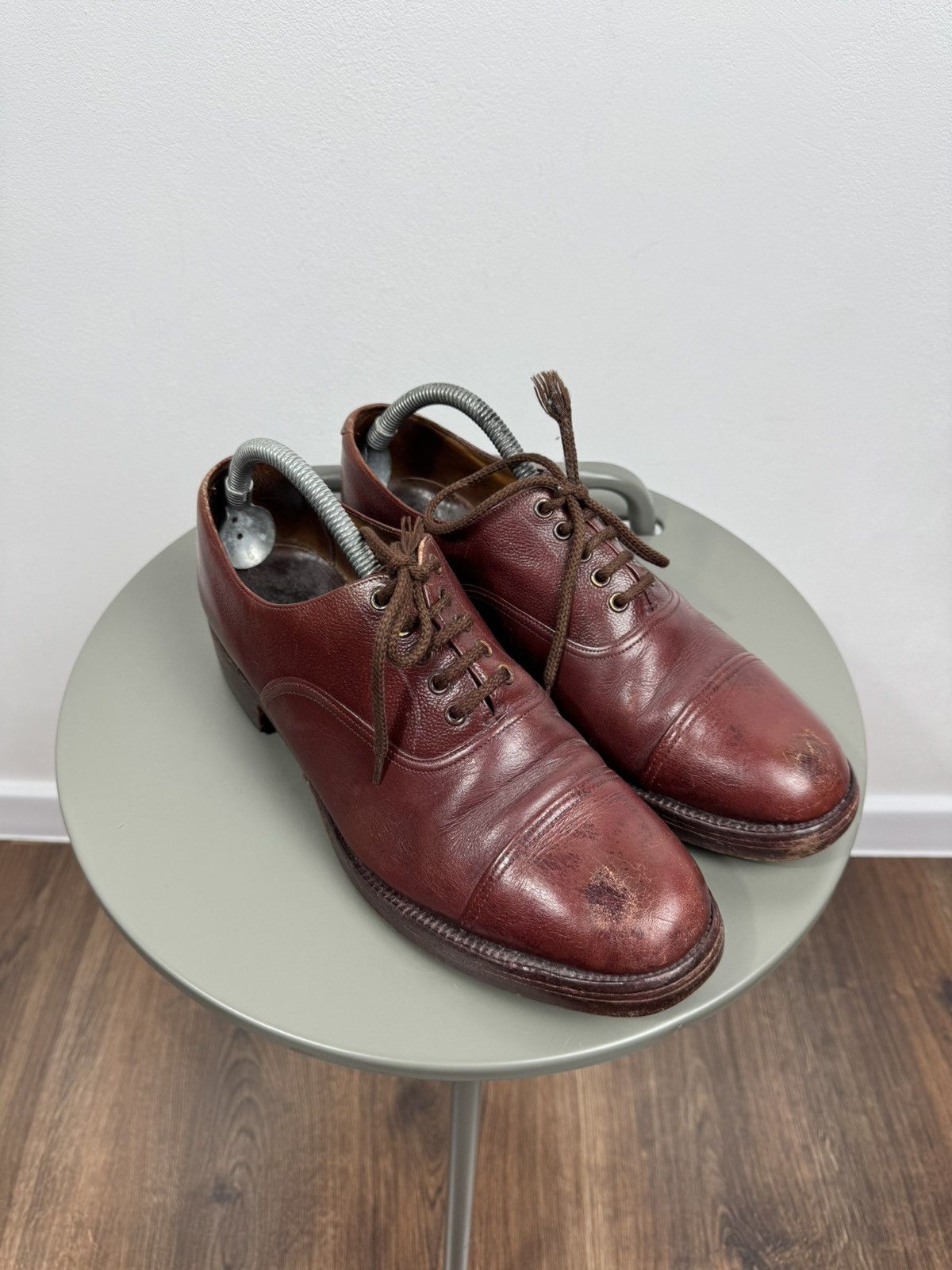 Other Vintage Heavy Leather Oxford Shoes US 9 Metal Heel Taps Size US 9 / EU 42 - 1 Thumbnail