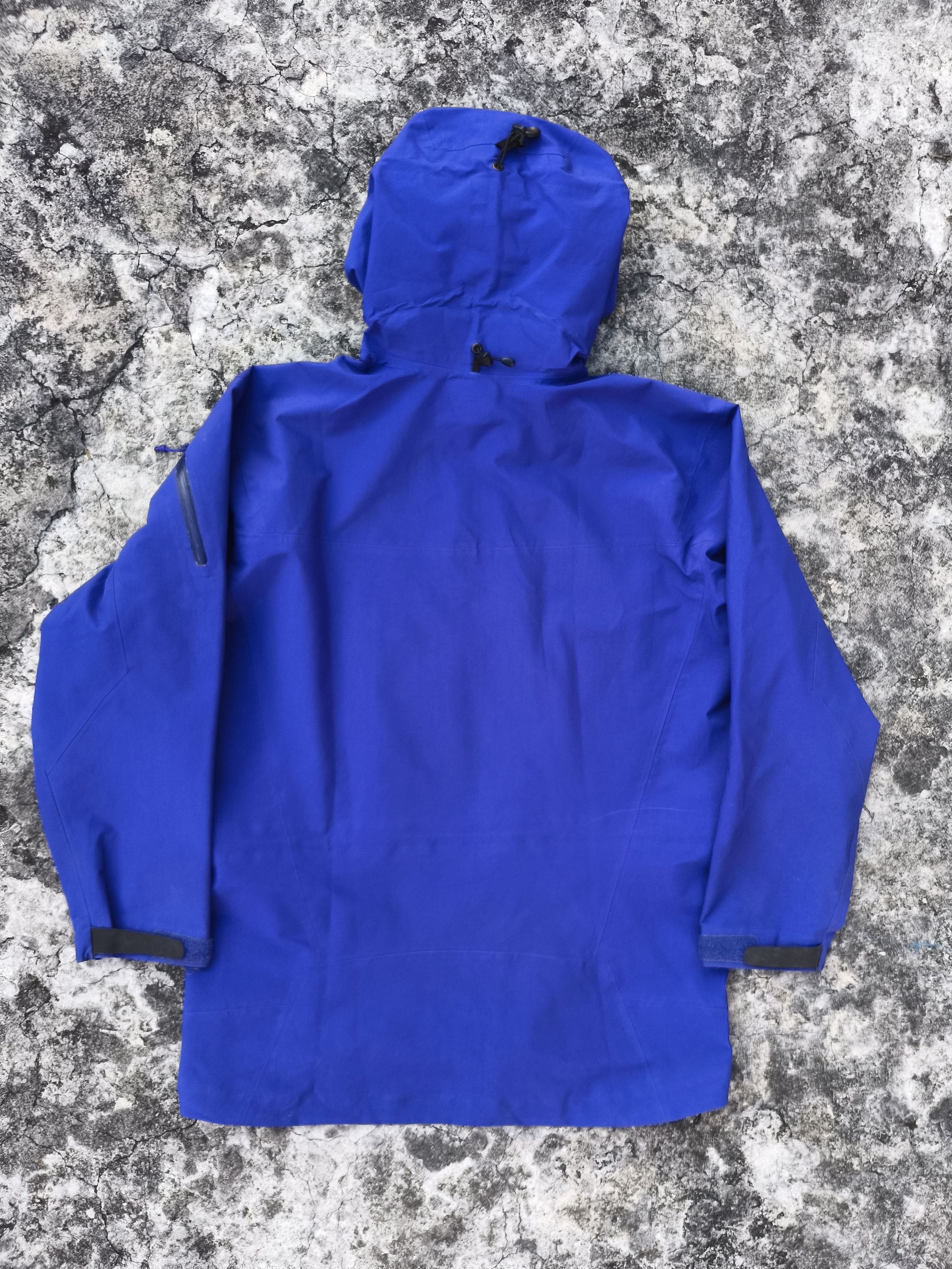 Arc'teryx Arcteryx Theta SV Squid Ink Size US S / EU 44-46 / 1 - 4 Thumbnail