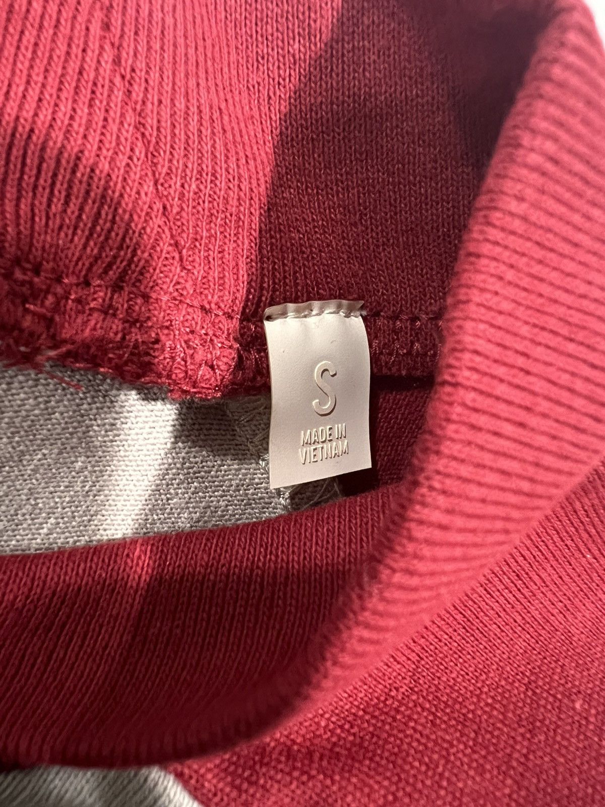 Fear of God Essentials smoke grey baseball shirt size small Size US S / EU 44-46 / 1 - 4 Thumbnail