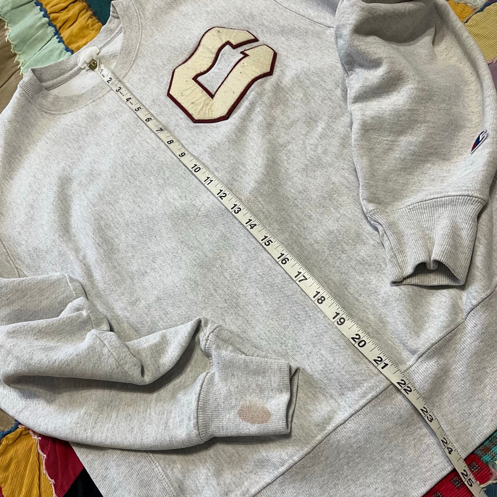 Champion Y2K Champion Big C Logo Grey Crewneck Medium Size US M / EU 48-50 / 2 - 5 Thumbnail