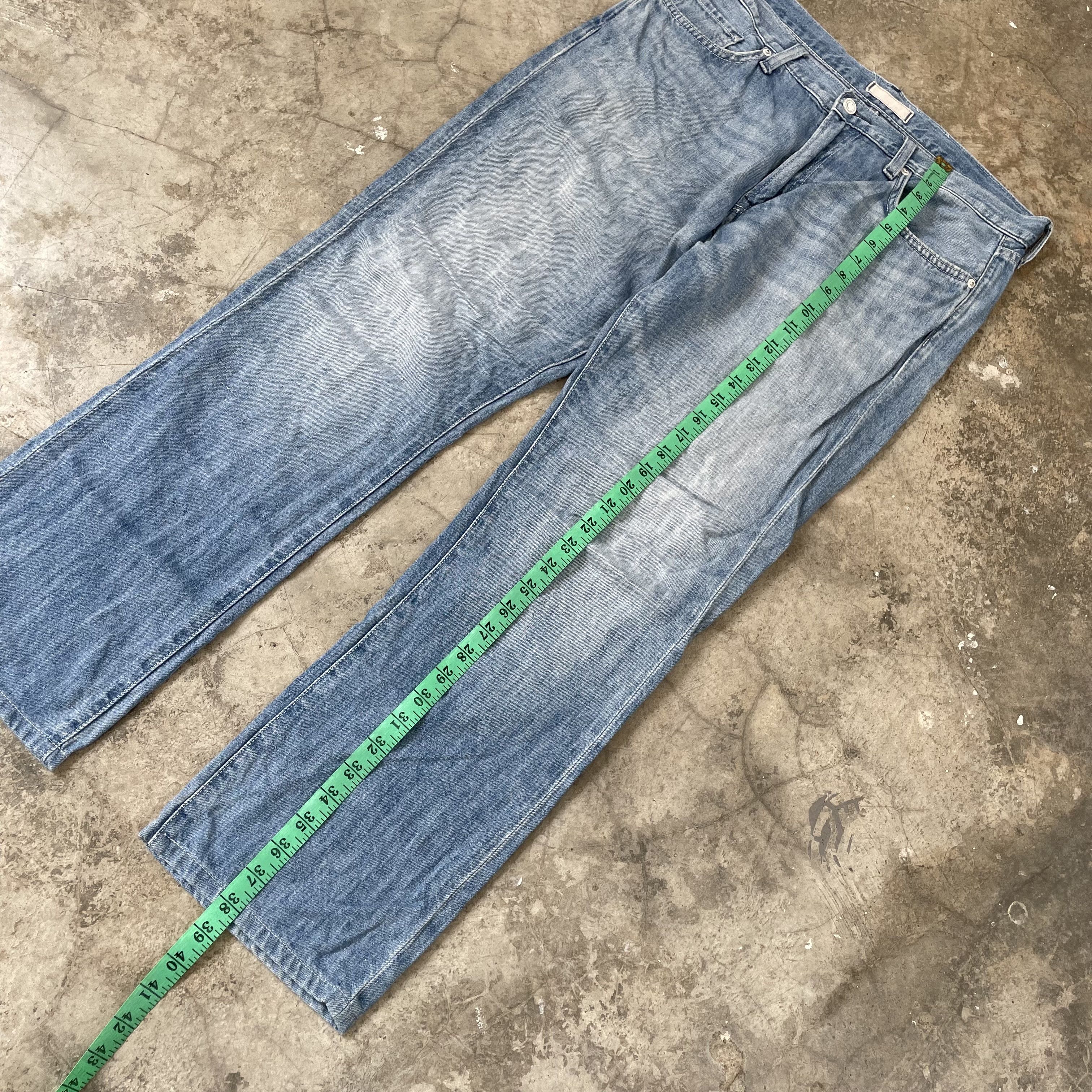 Japanese Brand × Uniqlo ⭐️SALE⭐️[36] UNIQLO JEANS UJ BLUE DENIM JAPAN Size US 36 / EU 52 - 3 Thumbnail