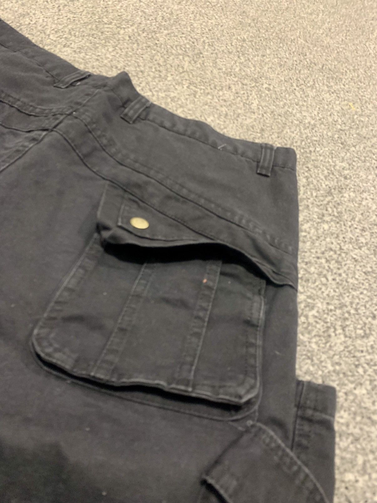 Japanese Brand Vintage 00’s Bondage Cargo Wide Pants Size US 33 - 6 Thumbnail