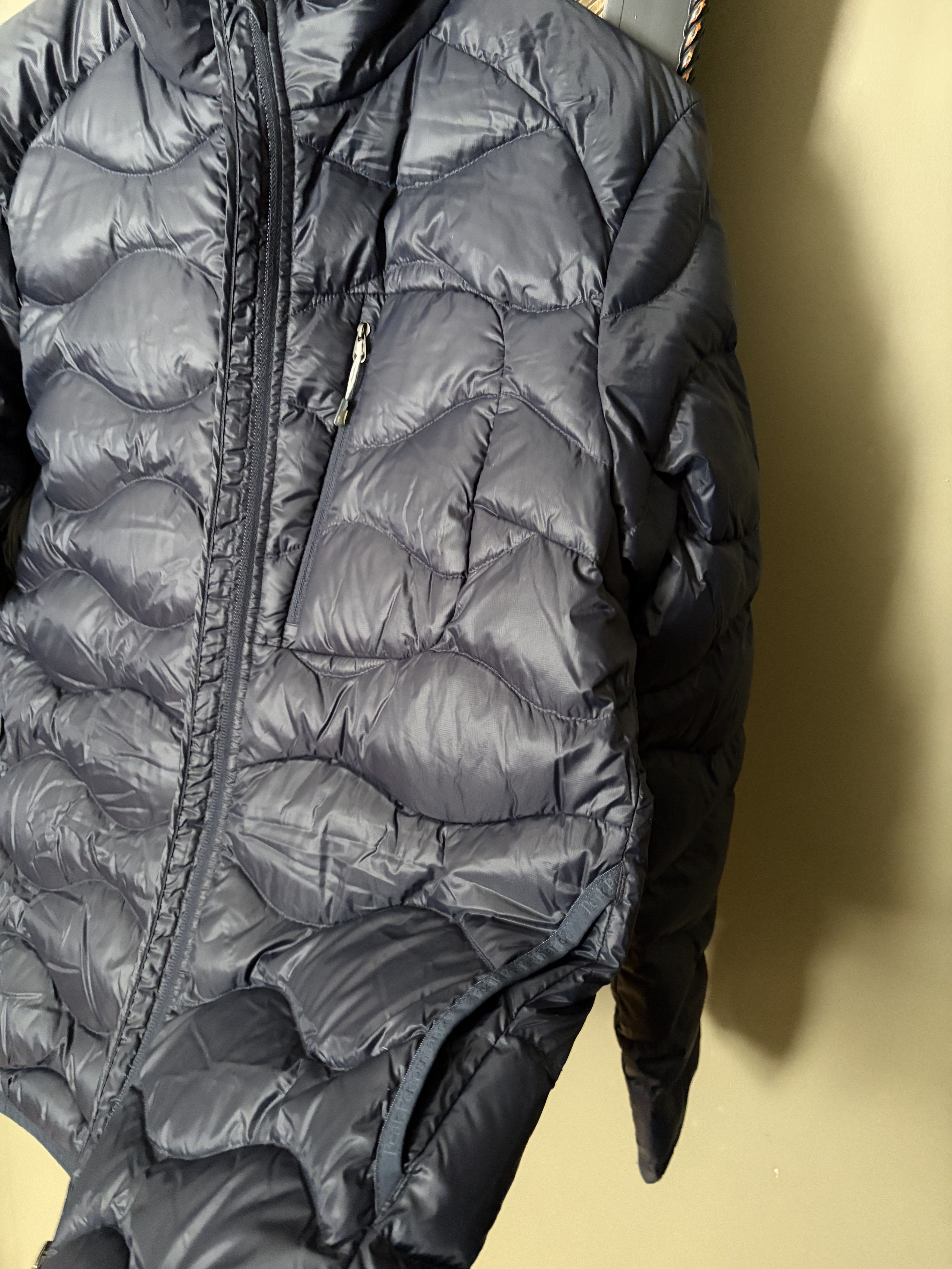 Peak Performance Peak Performance blue helium puffer women's xl/men's large Size US L / EU 52-54 / 3 - 5 Thumbnail