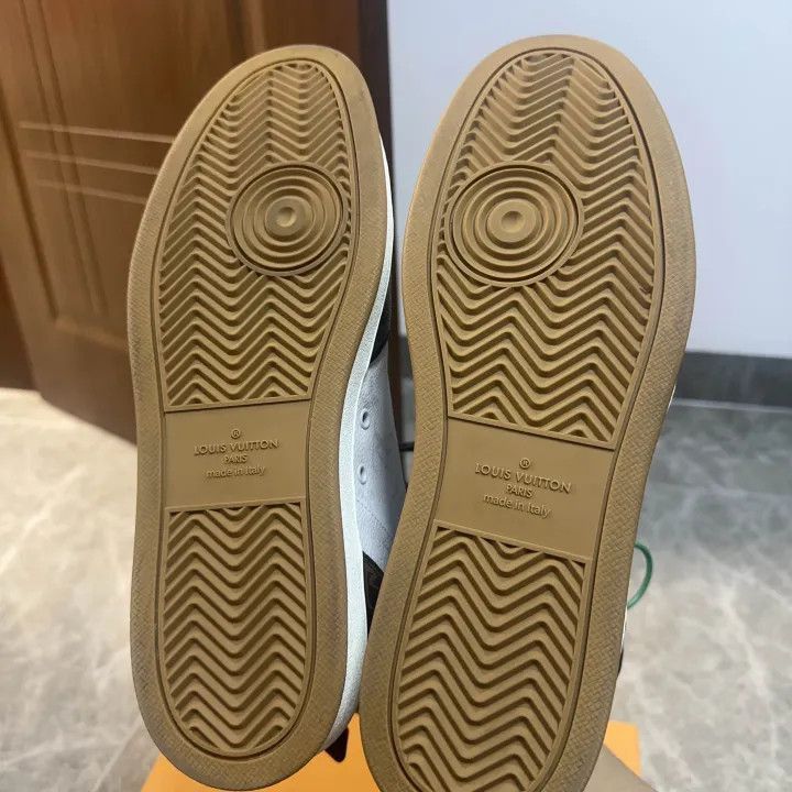 Louis Vuitton Louis Vuitton Rivoli Black and White High-Top Sneakers -250 Size US 9.5 / EU 42-43 - 4 Thumbnail