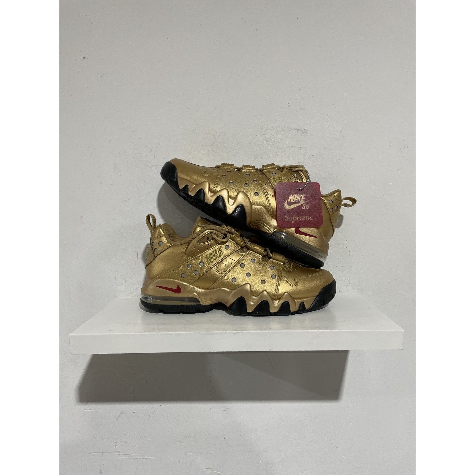 Nike NIKE SB AIR MAX 2 CB 94 SUPREME METALLIC GOLD SIZE 8.5 NEW Size US 8.5 / EU 41-42 - 1 Thumbnail