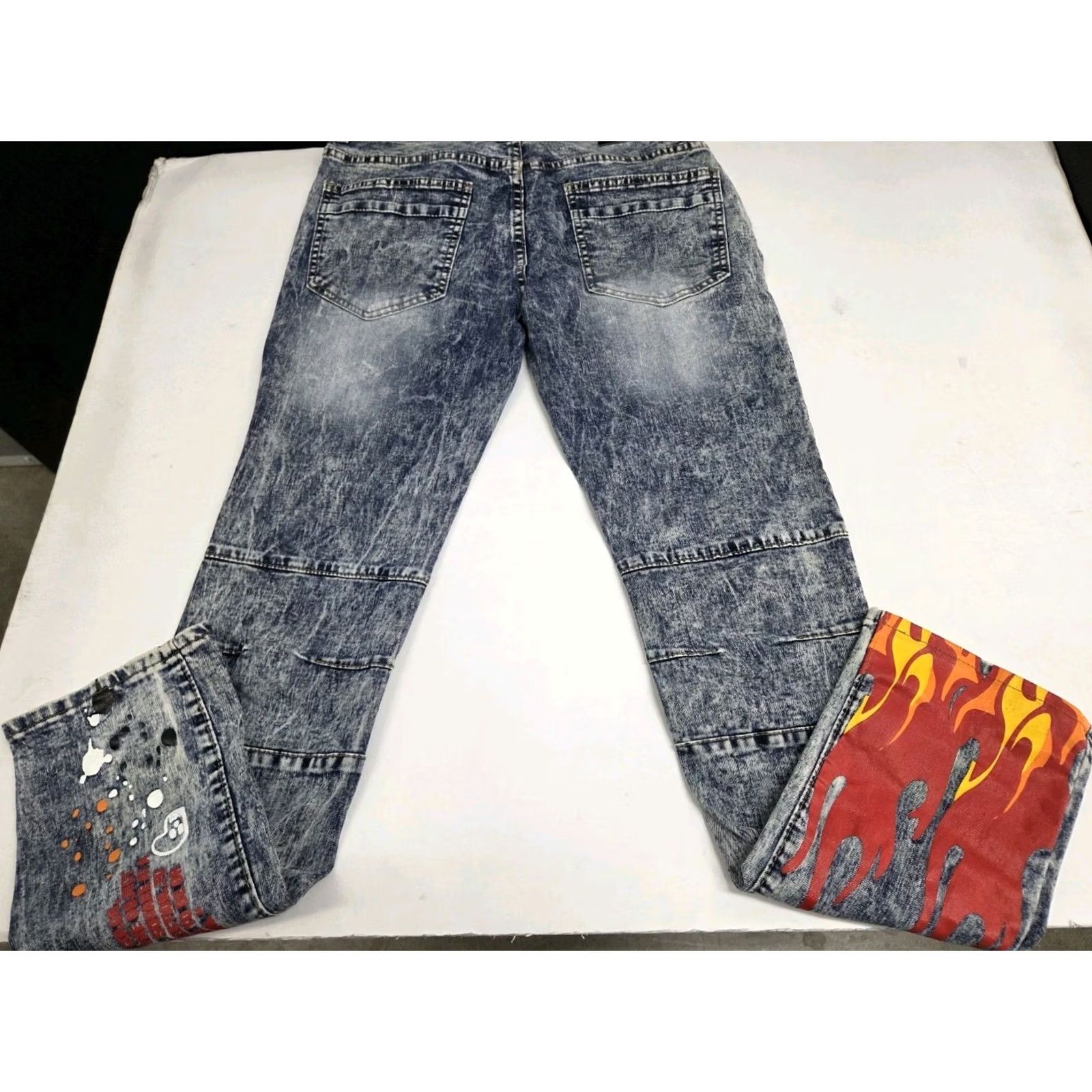 Reason REASON Supply Co. Jeans Men 31 Stretch Graphic Paint Denim Zip 32 Inseam Multicolor Medium Wash Distressed Logo Pockets Straight Across Seasons Size US 31 - 3 Thumbnail