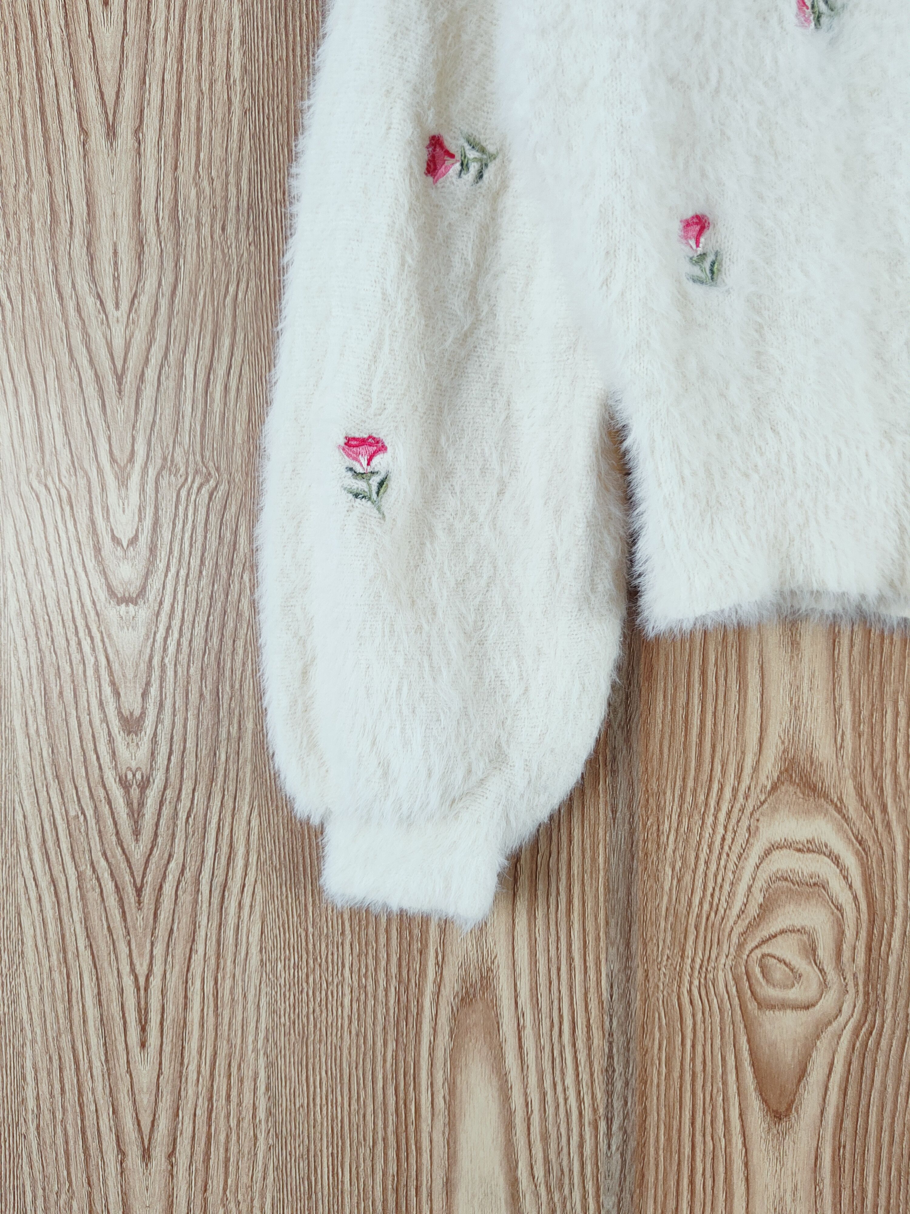 Japanese Brand × Vintage Artists Dazzlin Cream Fur Mohair Knitwear Size S / US 4 / IT 40 - 4 Thumbnail