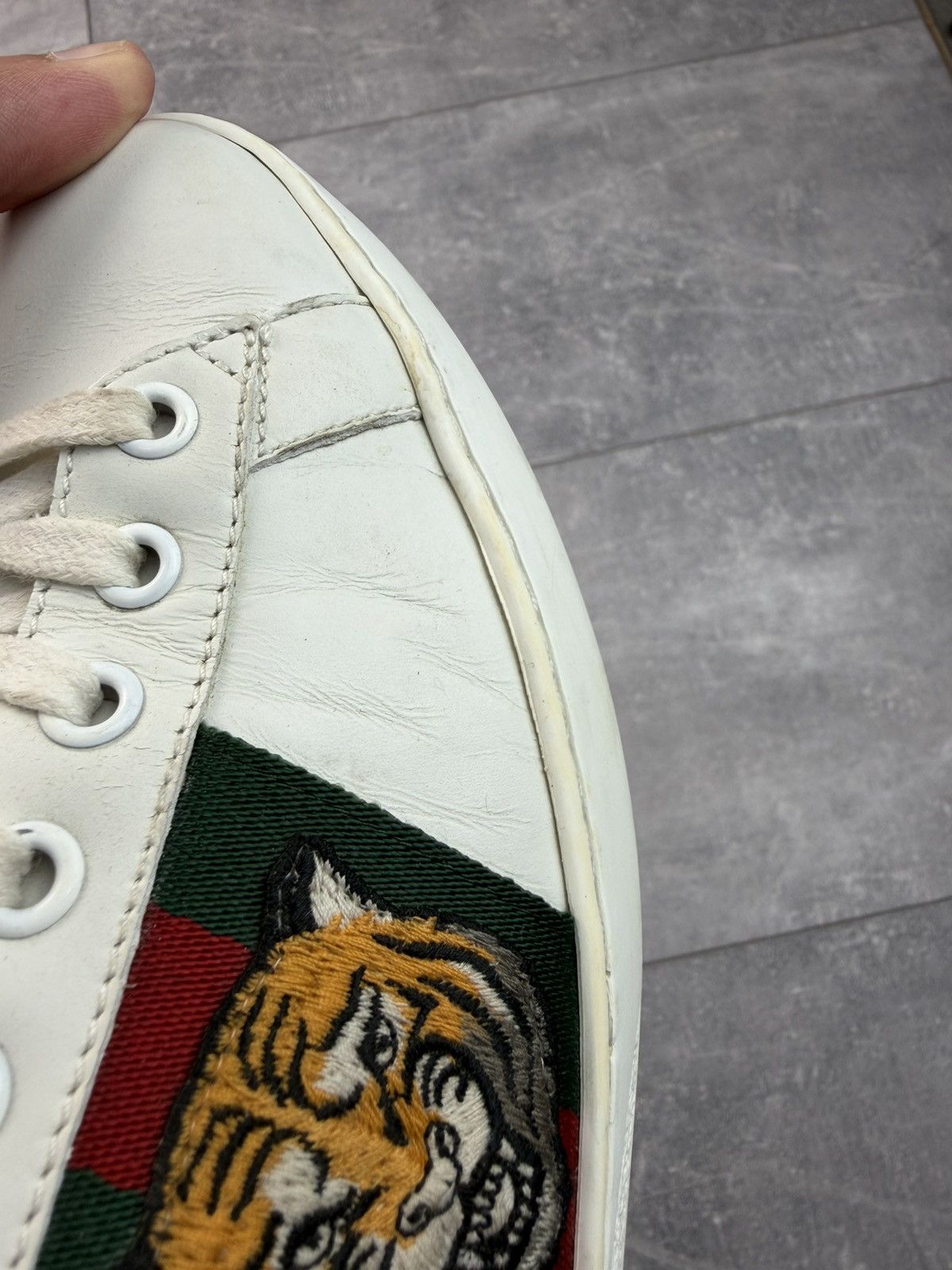 Gucci Gucci Ace Tiger Leather Sneakers White Size US 7 / EU 40 - 12 Thumbnail