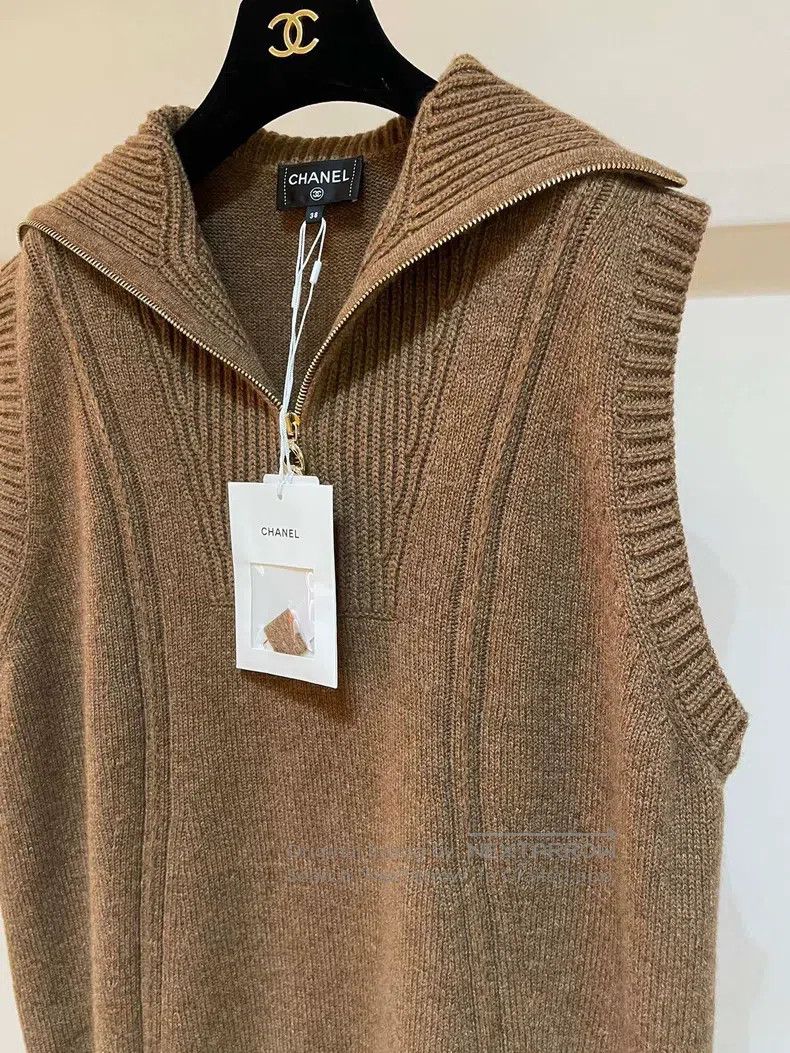 Chanel Chanel Lapel knitted vest Size XS / US 0-2 / IT 36-38 - 3 Thumbnail