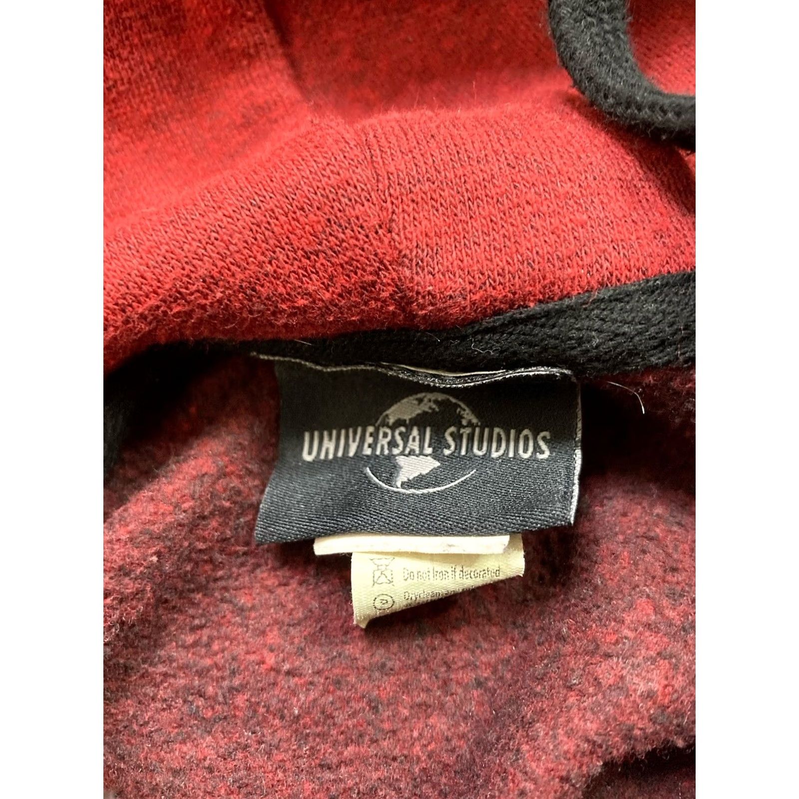 Vintage VINTAGE Universal Studios Hollywood Fast & Furious Hoodie Men Small Red Black Shirt Pullover Crew Neck Graphic Print Pockets Size US S / EU 44-46 / 1 - 7 Thumbnail