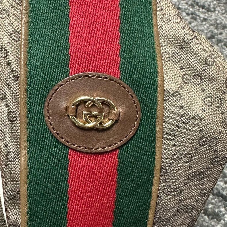 Gucci Gucci Size XS Full logo red and green striped casual short Size US 29 - 6 Thumbnail