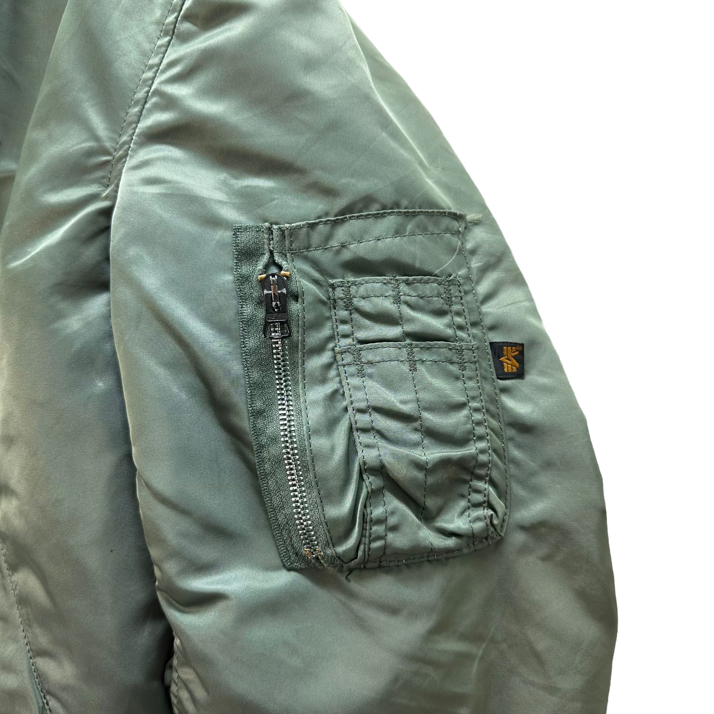 Alpha Industries Vintage ALPHA INDUSTRIES USAF MA1 BOMBER JACKET #7683-164 Size US L / EU 52-54 / 3 - 7 Thumbnail