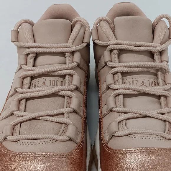 Jordan Brand Jordan Women's 11 Retro Low 'Rose Gold' - US9 Size US 9 / IT 39 - 7 Thumbnail