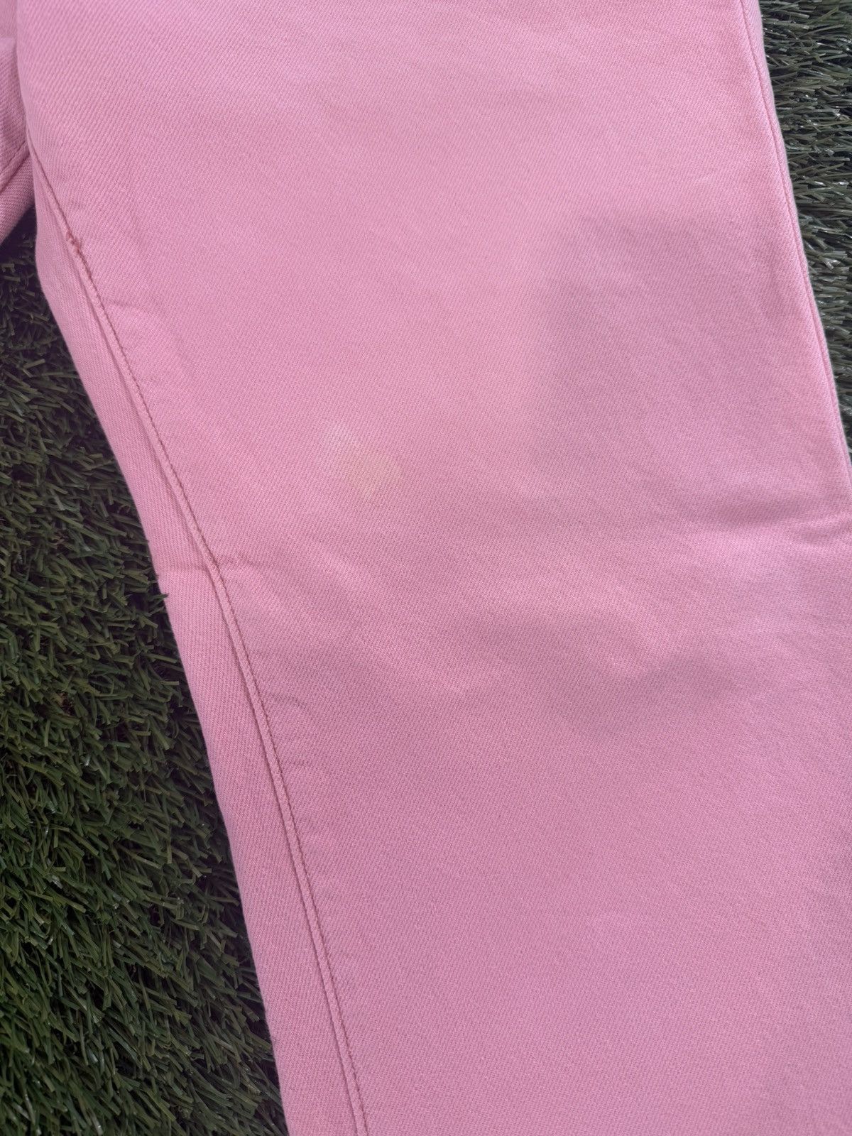 Supreme Supreme Pink Star Logo Denim Jeans Size 32 Made in USA Size US 32 / EU 48 - 2 Thumbnail